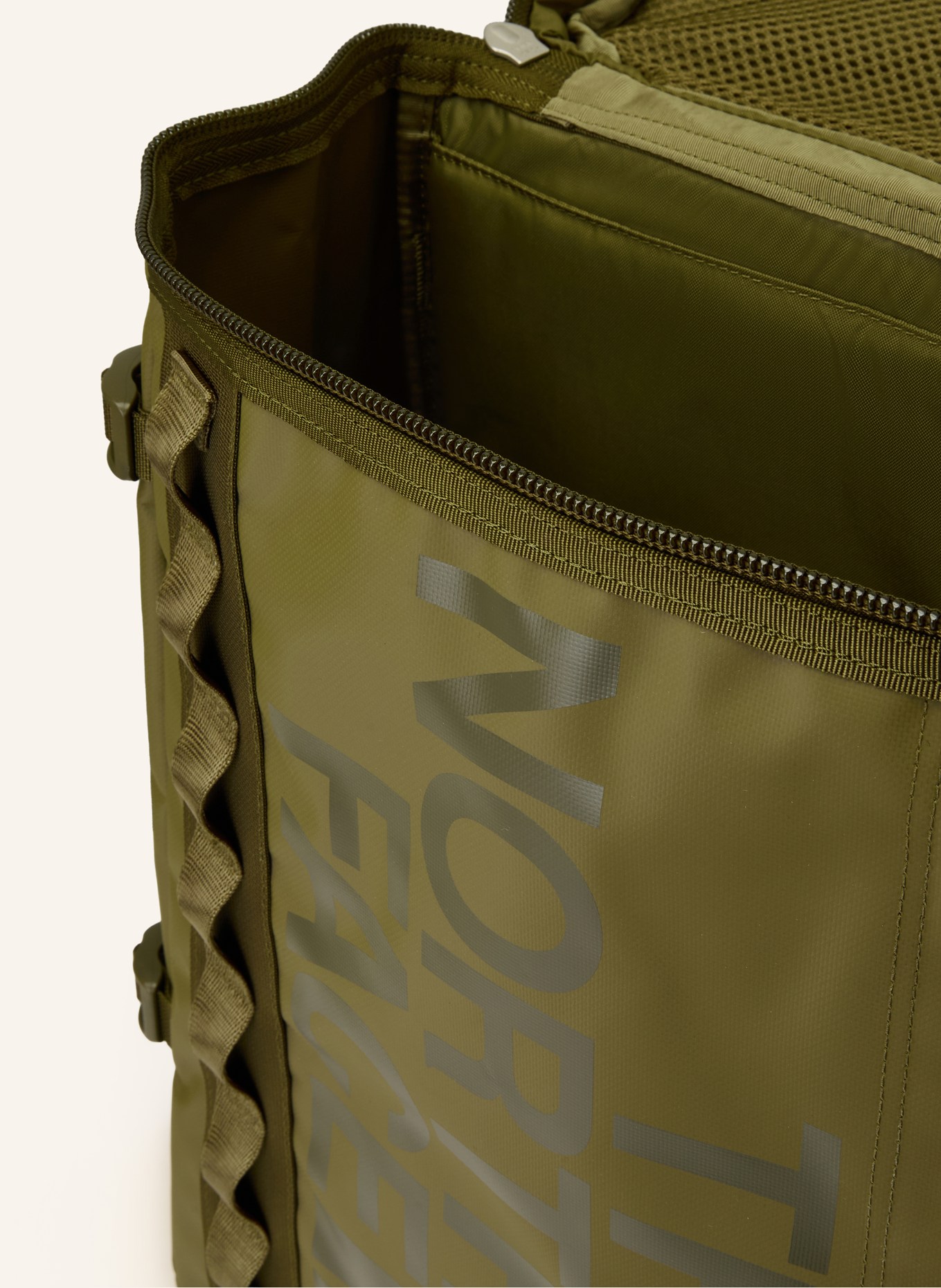 THE NORTH FACE Rucksack BASECAMP FUSEBOX S 30 l mit Laptop-Fach: KHAKI