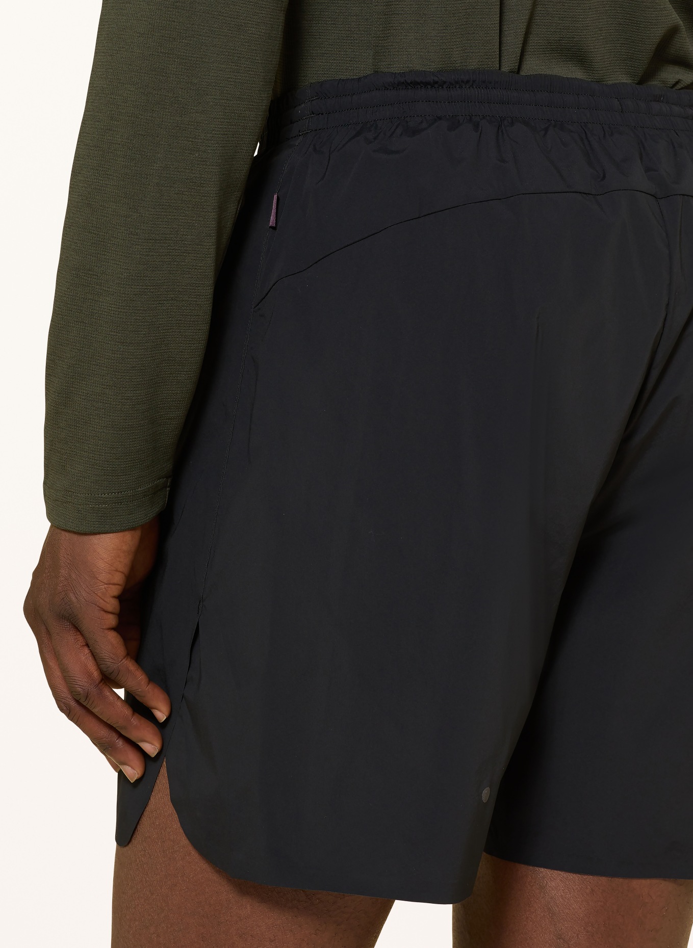 PAS NORMAL STUDIOS 2-in-1-Laufshorts BALANCE: SCHWARZ