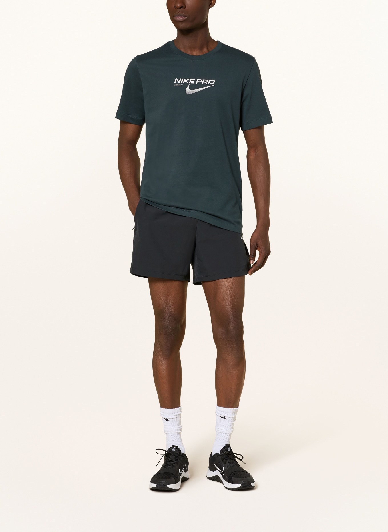 Nike T-Shirt PRO TRAINING: DUNKELGRAU