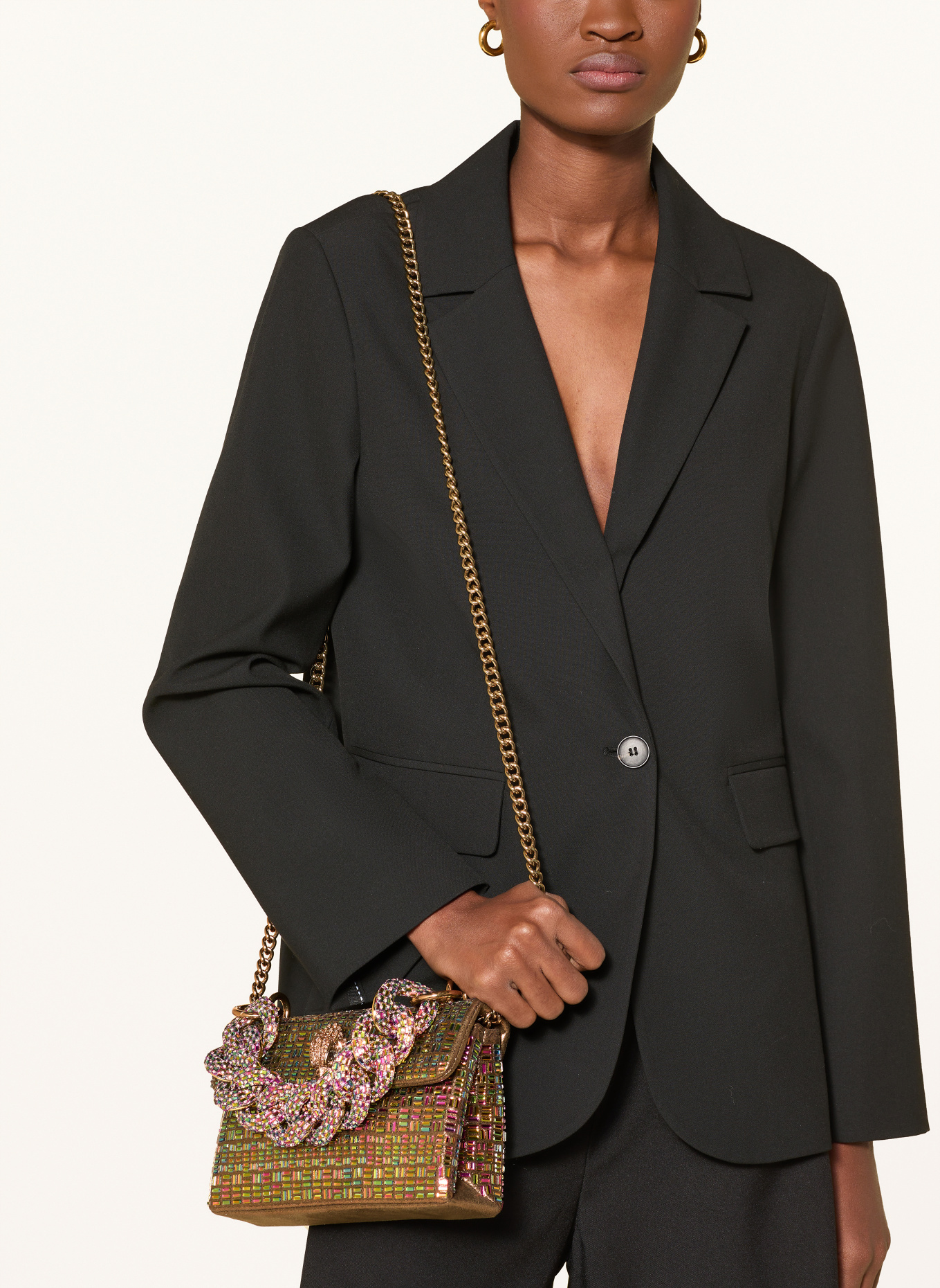 KURT GEIGER Taška přes rameno KENSINGTON MINI s ozdobnými kameny: ZLATÁ