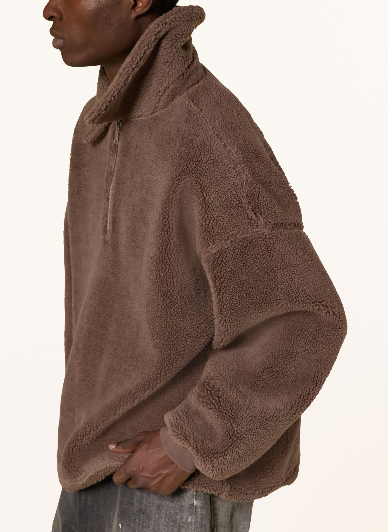 WRSTBHVR Oversized-Troyer LEROY aus Teddyfell: BRAUN