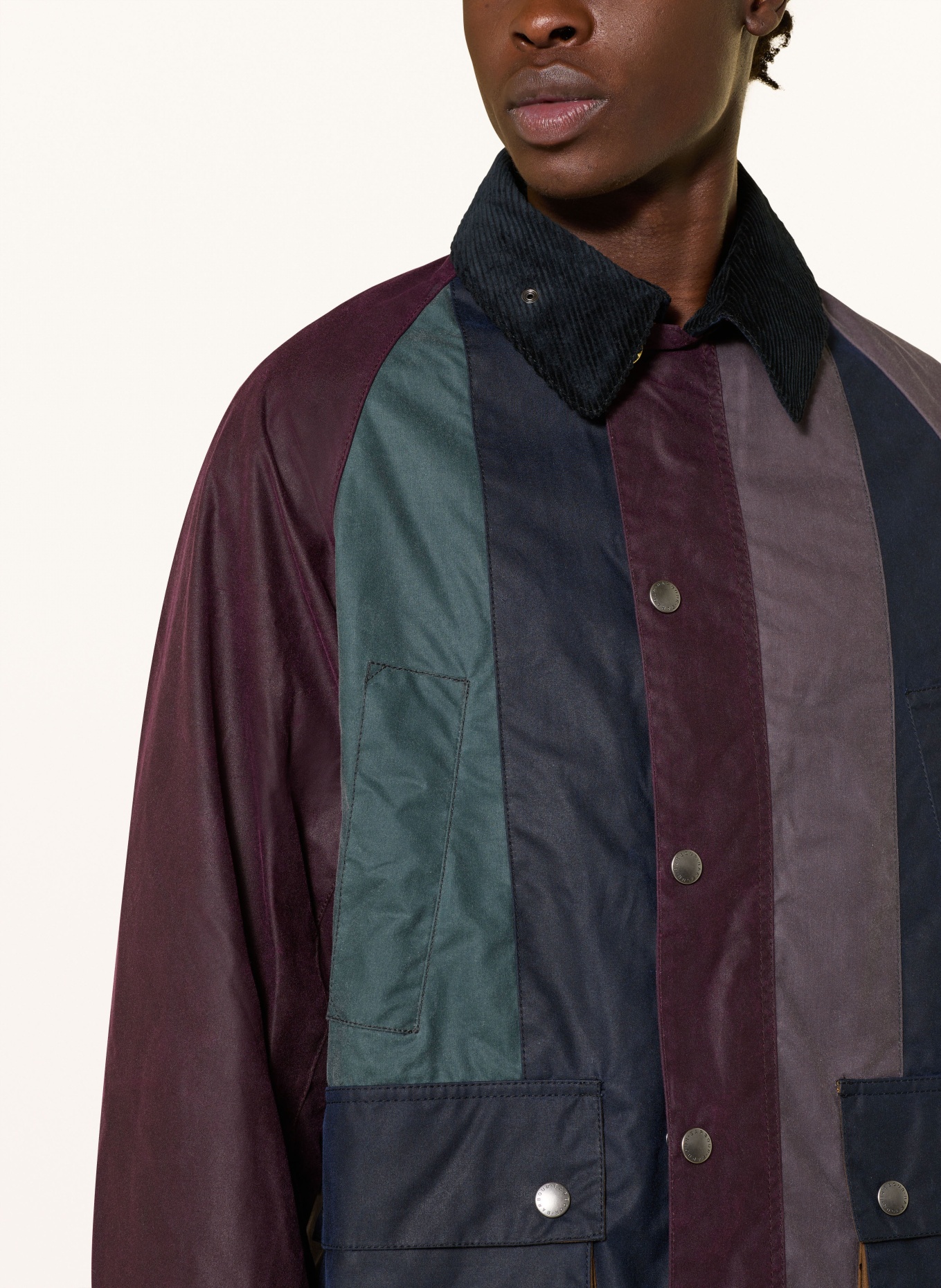 Barbour Jacke BEDALE: DUNKELBLAU / DUNKELLILA / HELLGRÜN