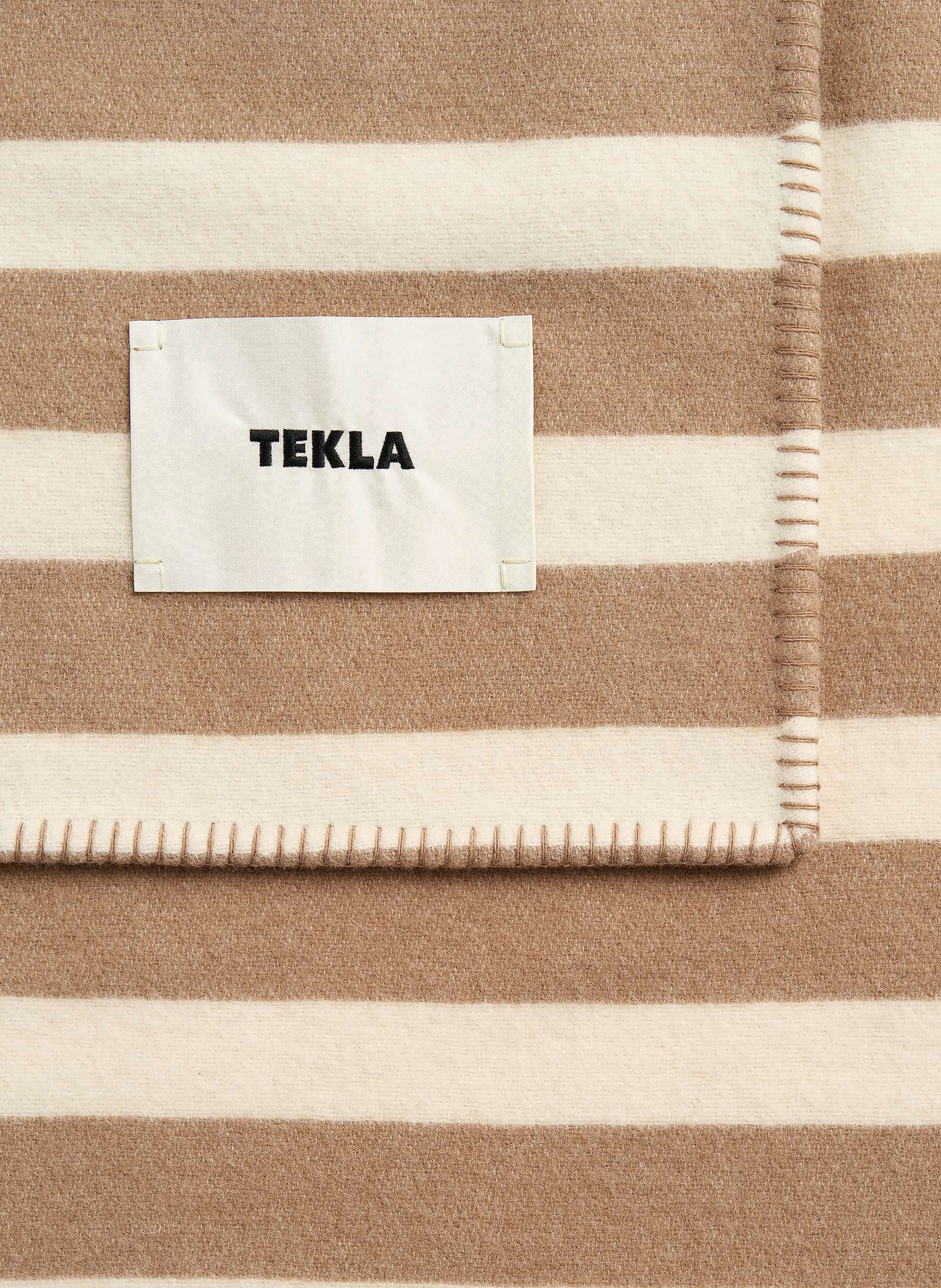 TEKLA Plaid: BÍLÁ / SVĚTLE HNĚDÁ