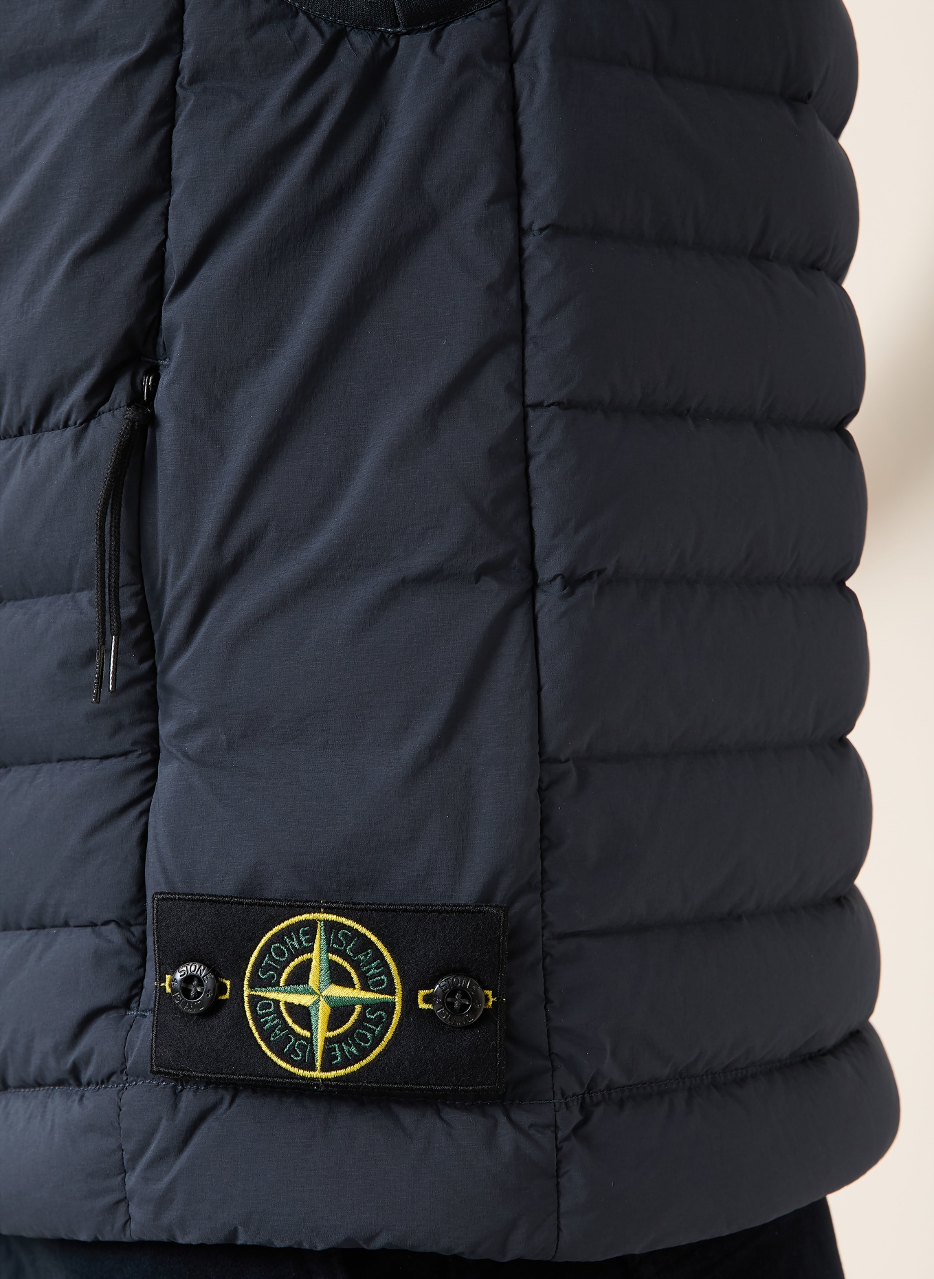 STONE ISLAND Daunenweste: DUNKELBLAU