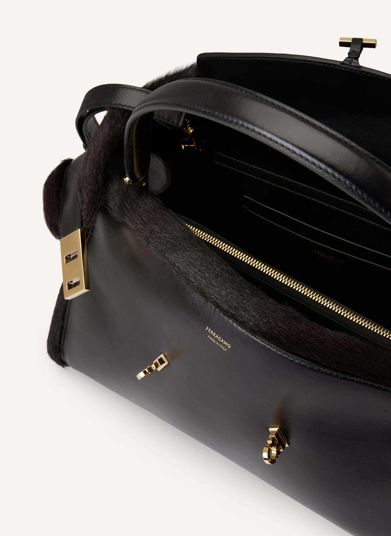 FERRAGAMO Sac à main HUG: NOIR