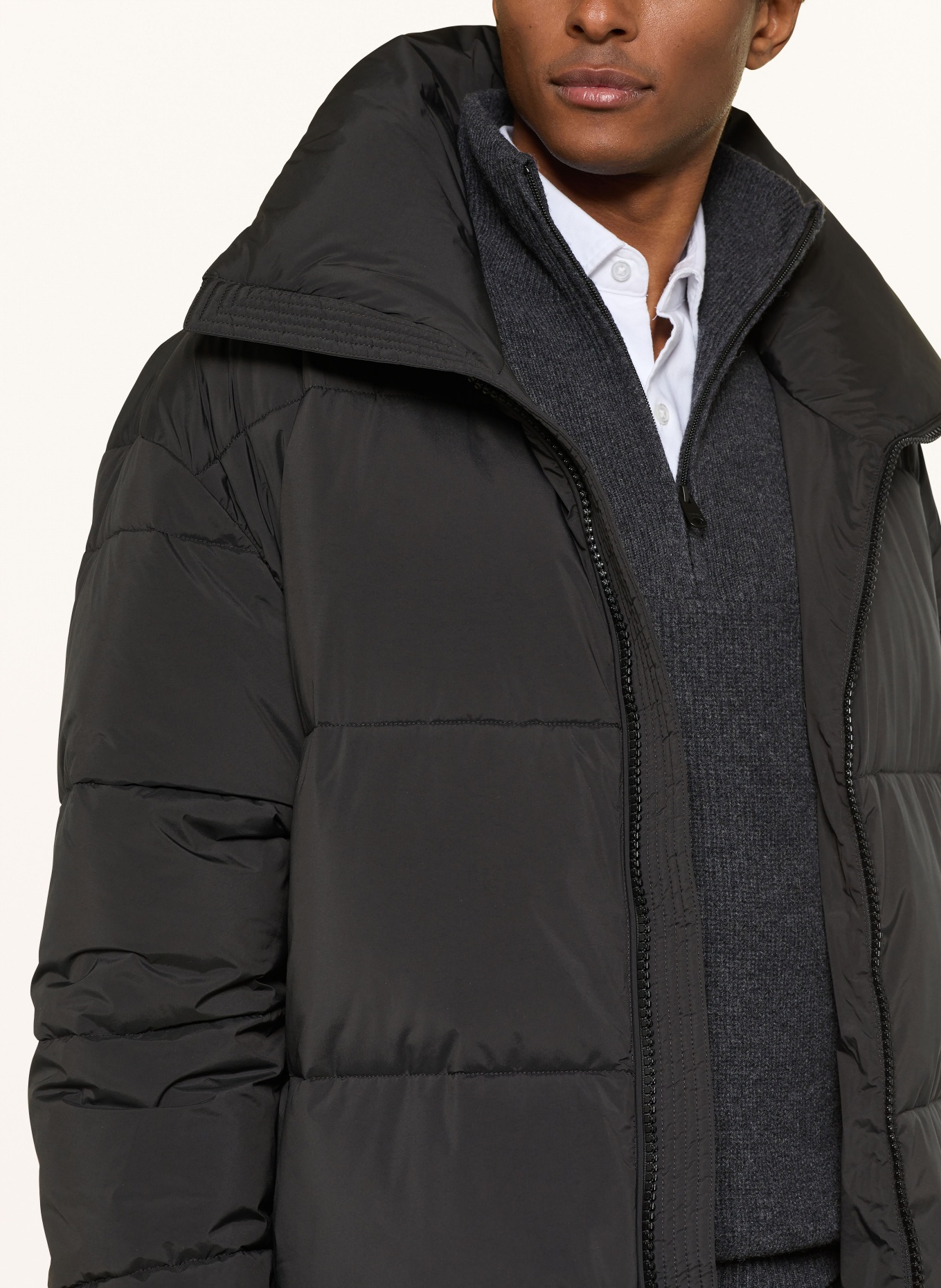 STRELLSON Steppmantel: SCHWARZ