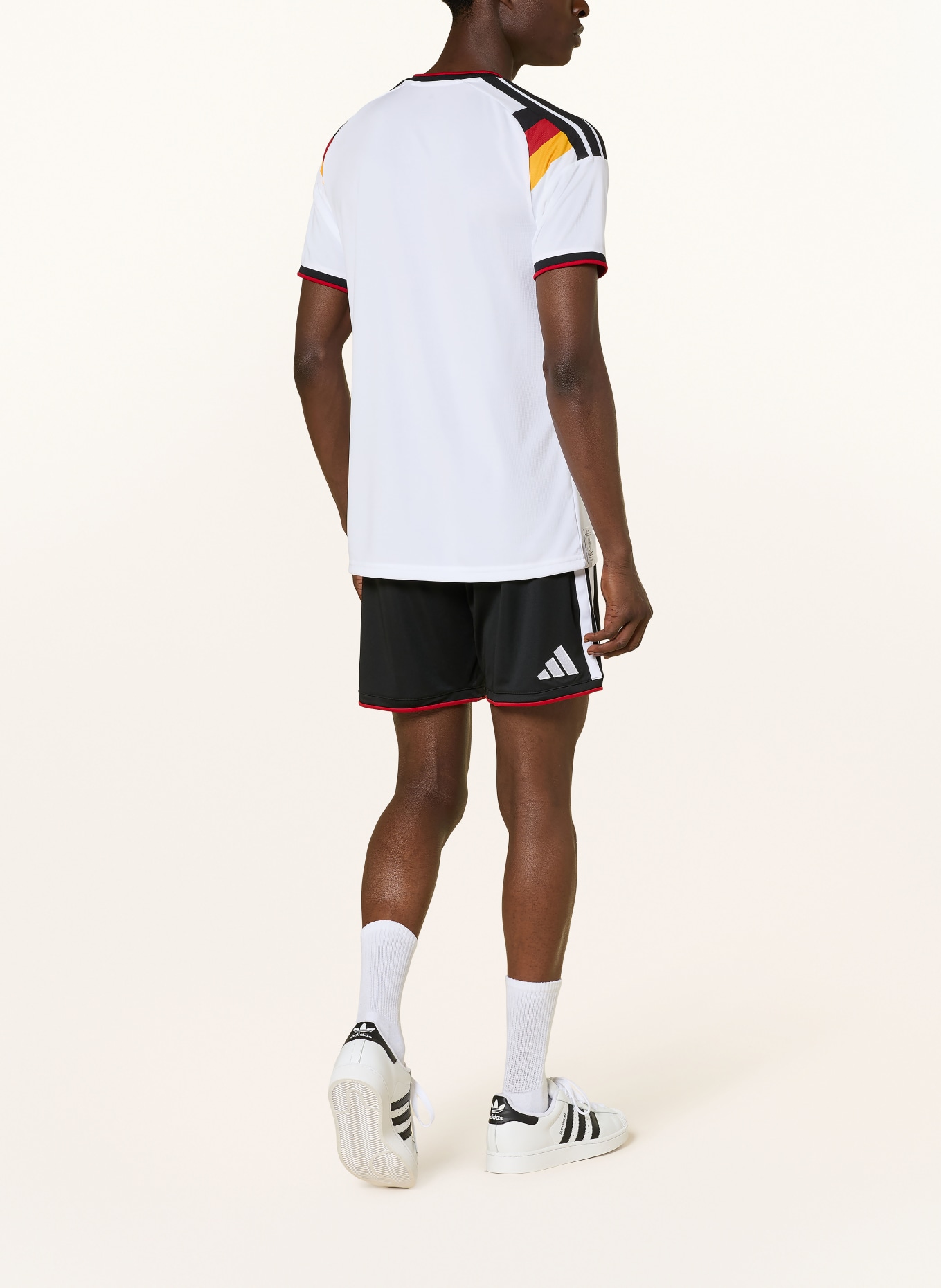 adidas Shorts DEUTSCHLAND 26 für Herren: SCHWARZ / ROT / WEISS