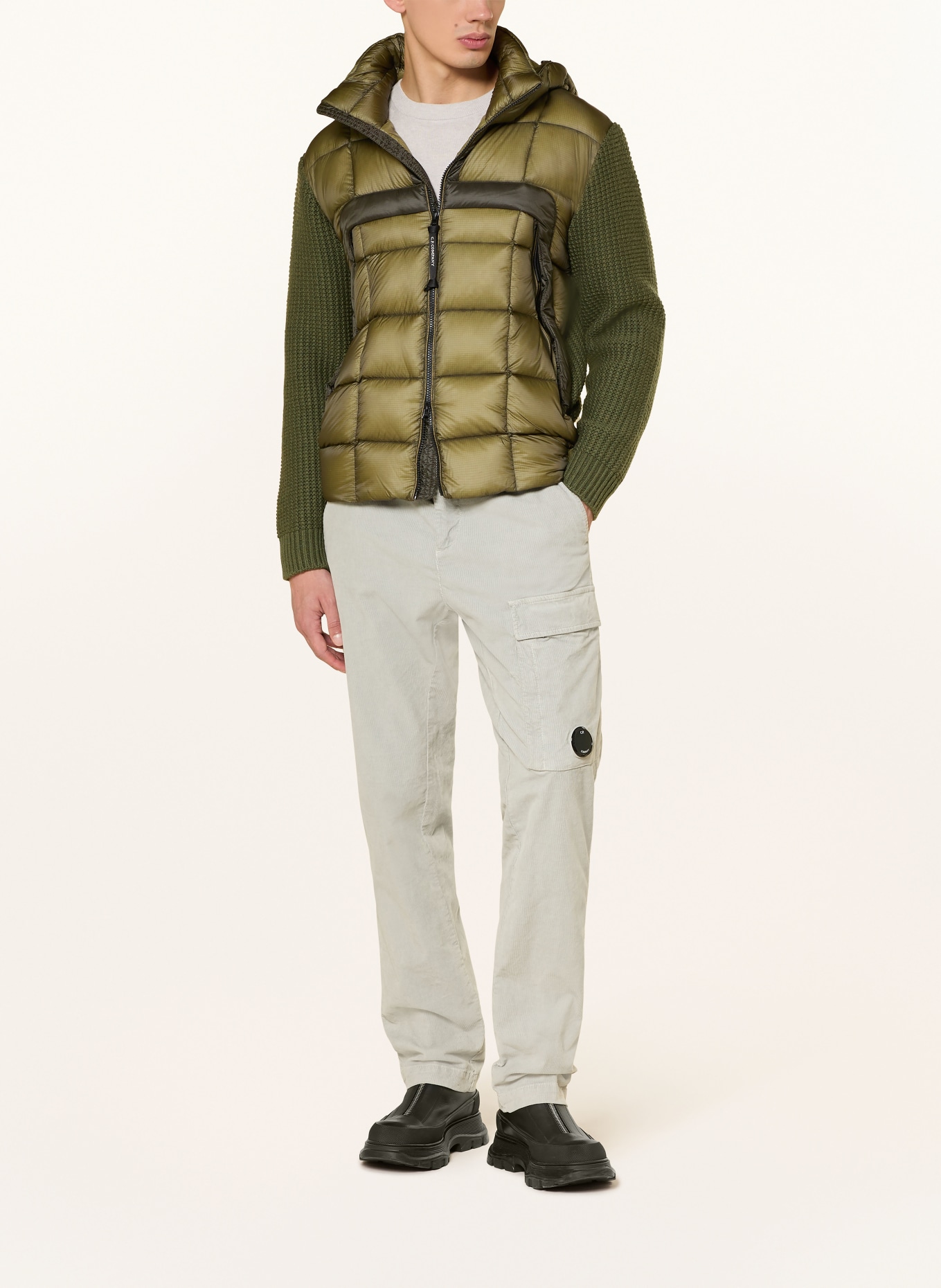 C.P. COMPANY Steppjacke im Materialmix: OLIV