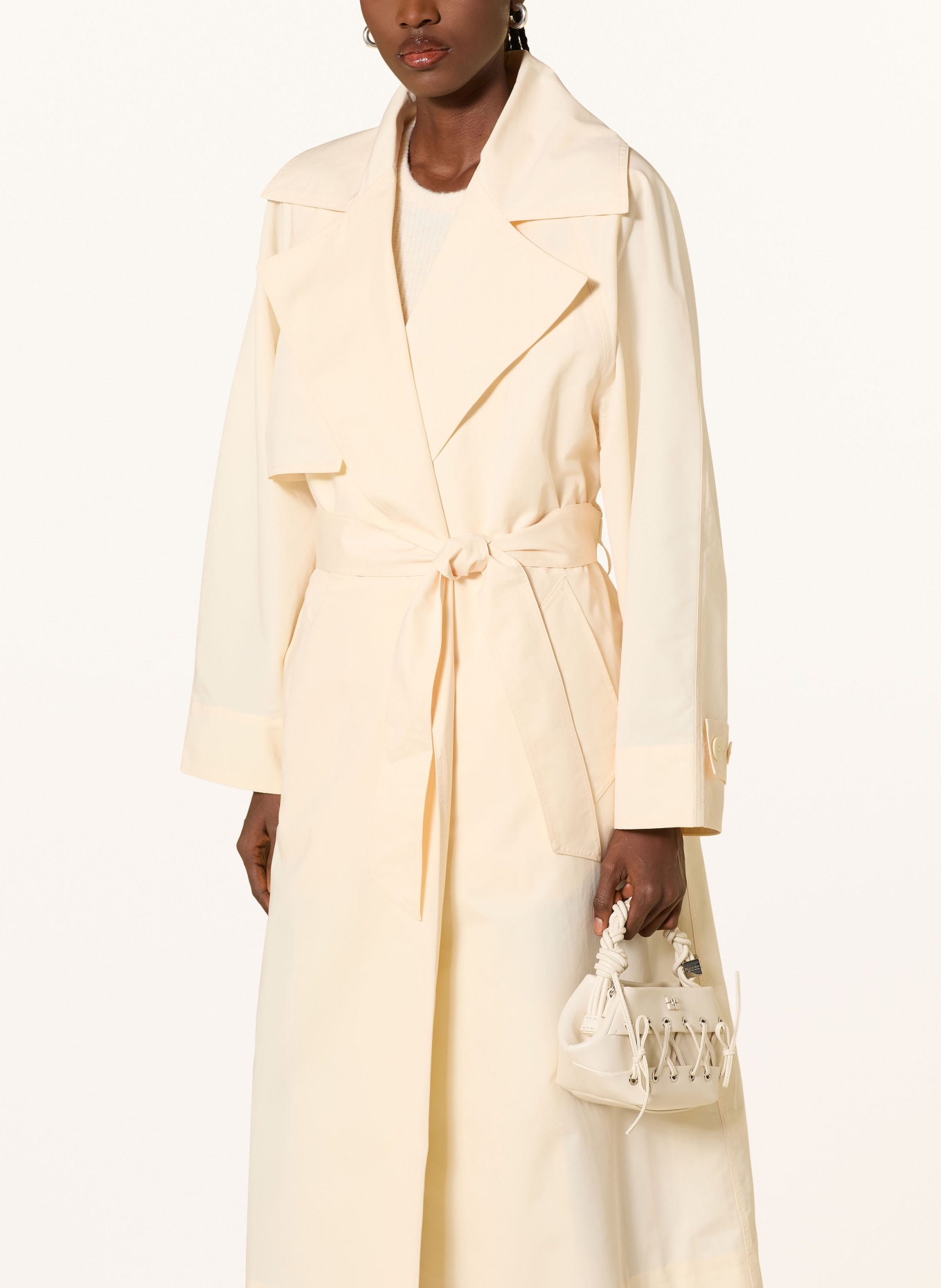 MRS & HUGS trencz: KREMOWY