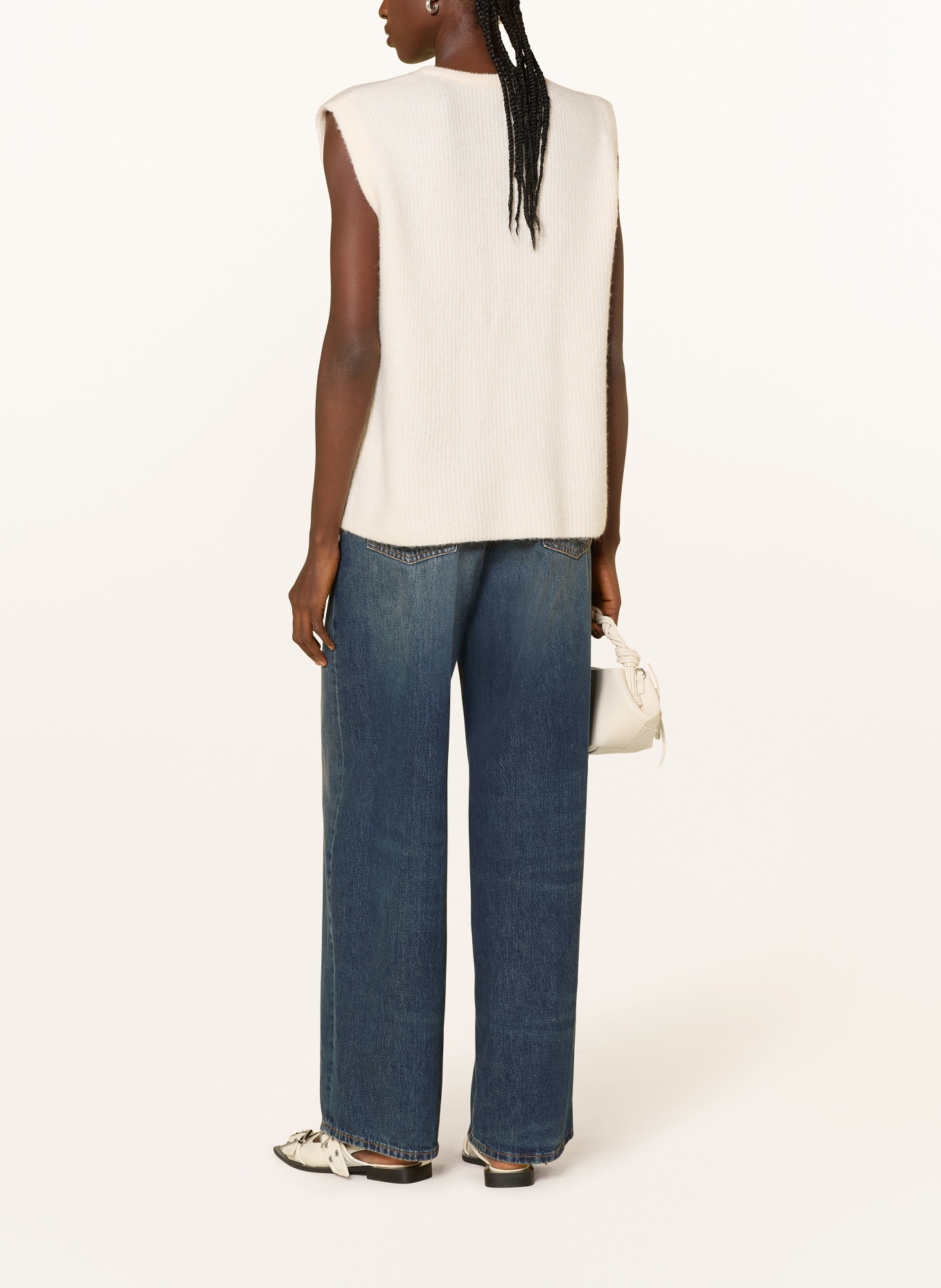 MRS & HUGS sleeveless sweater: CREAM