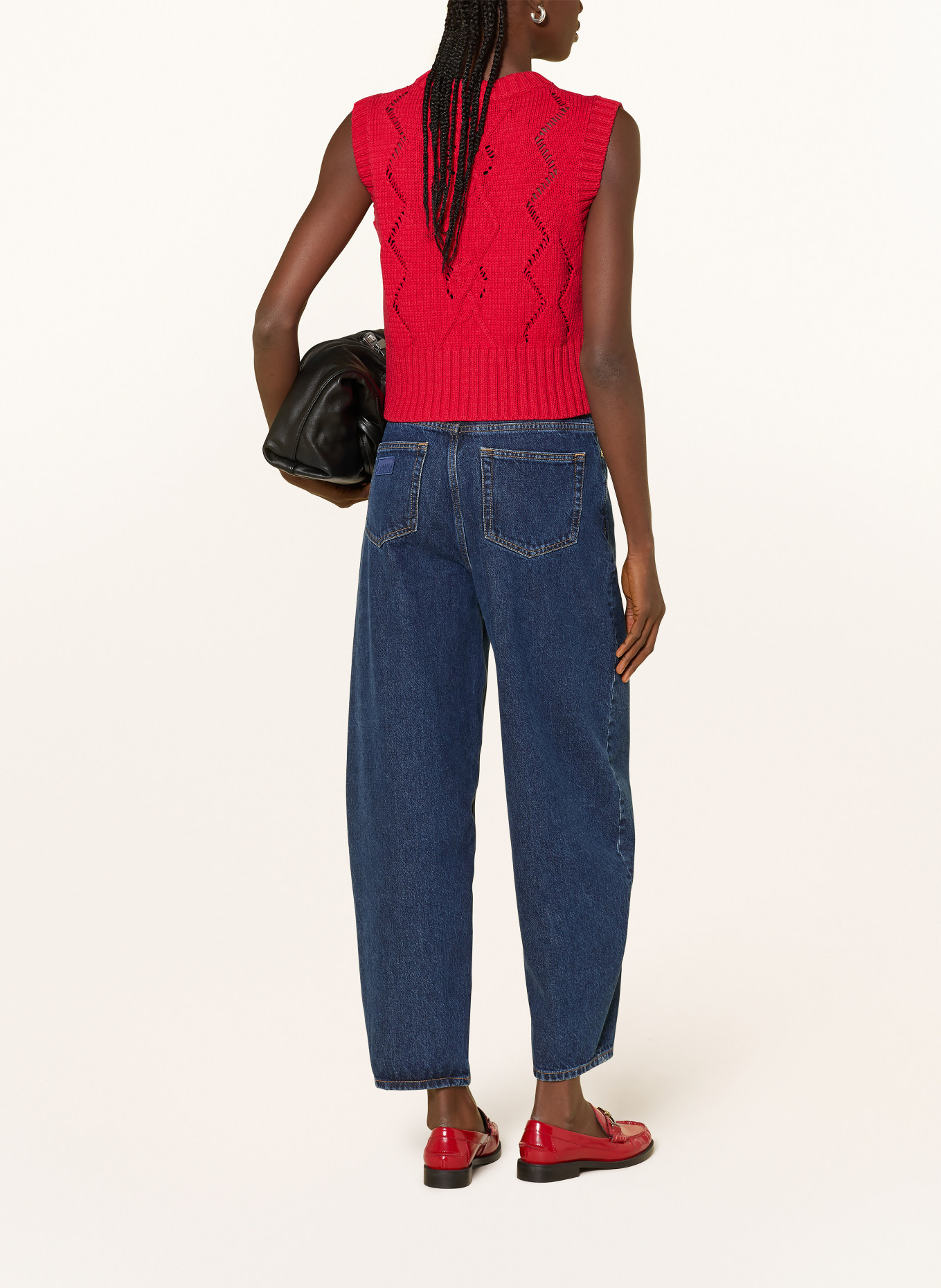 MRS & HUGS sleeveless sweater: RED