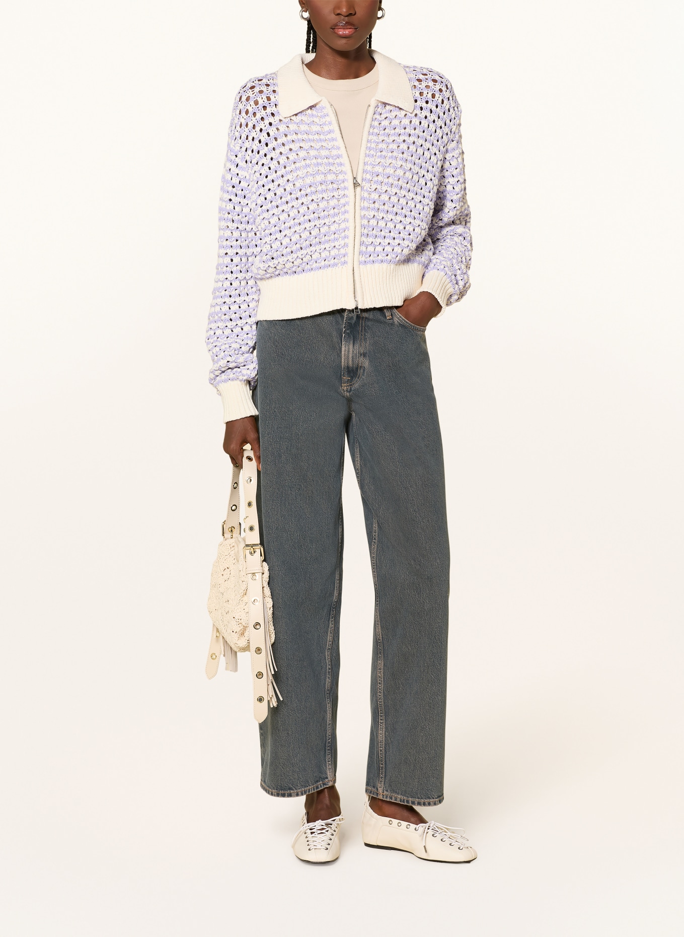 MRS & HUGS Strickjacke: HELLLILA / CREME