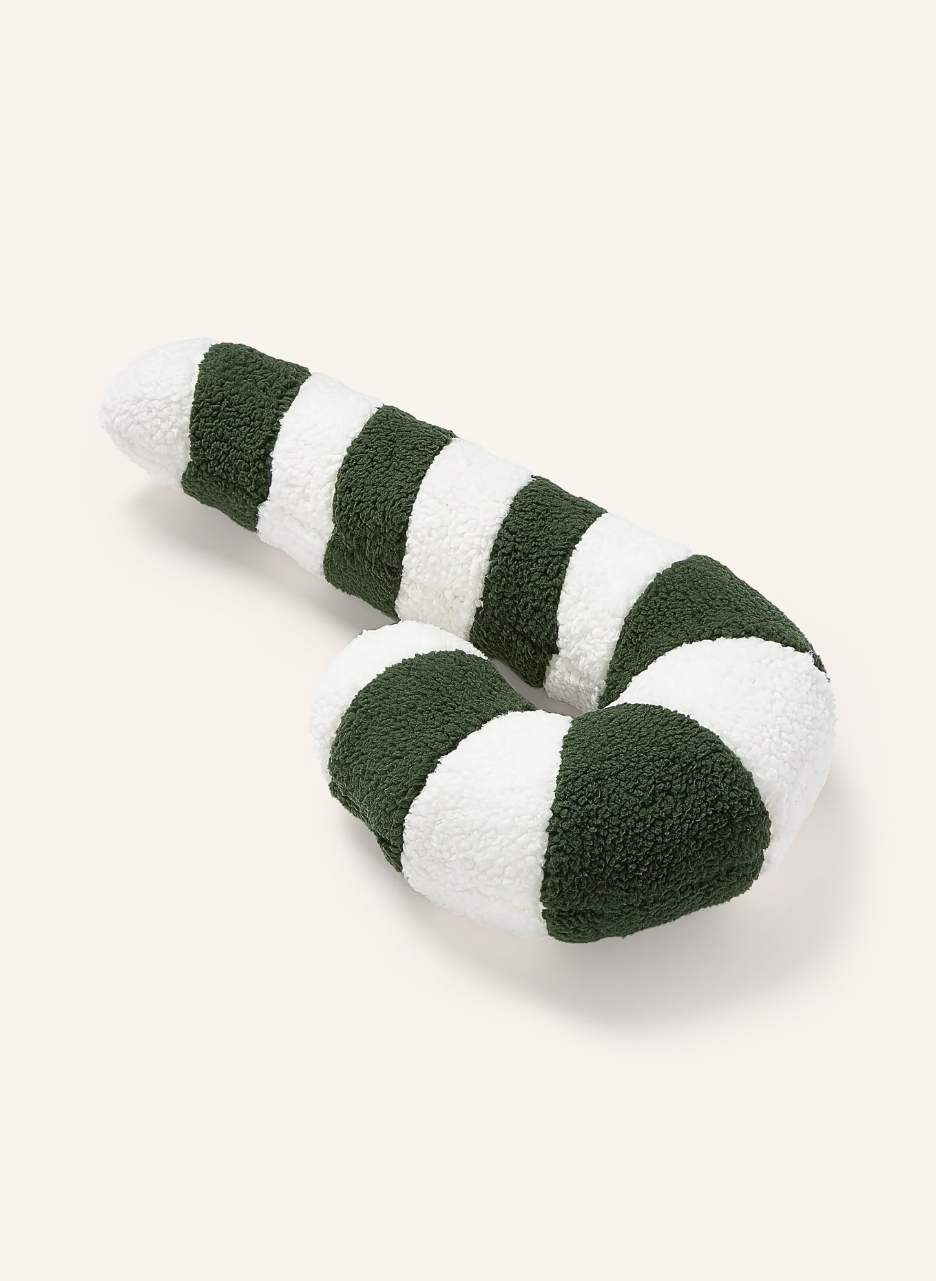 Westwing Collection Dekokissen SUGAR aus Teddyfell: DUNKELGRÜN / WEISS