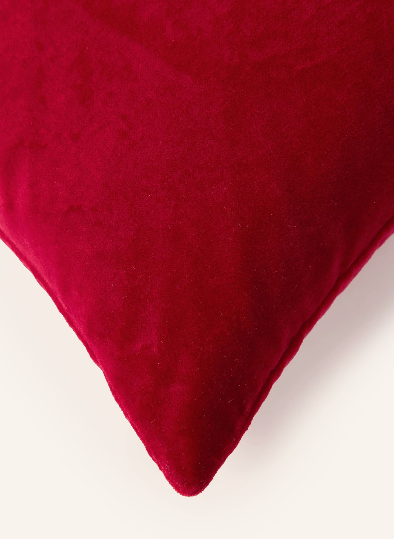 Westwing Collection Dekorativní povlak na polštář DARVA ze sametu: TMAVĚ ČERVENÁ / TMAVĚ ZELENÁ / BÍLÁ