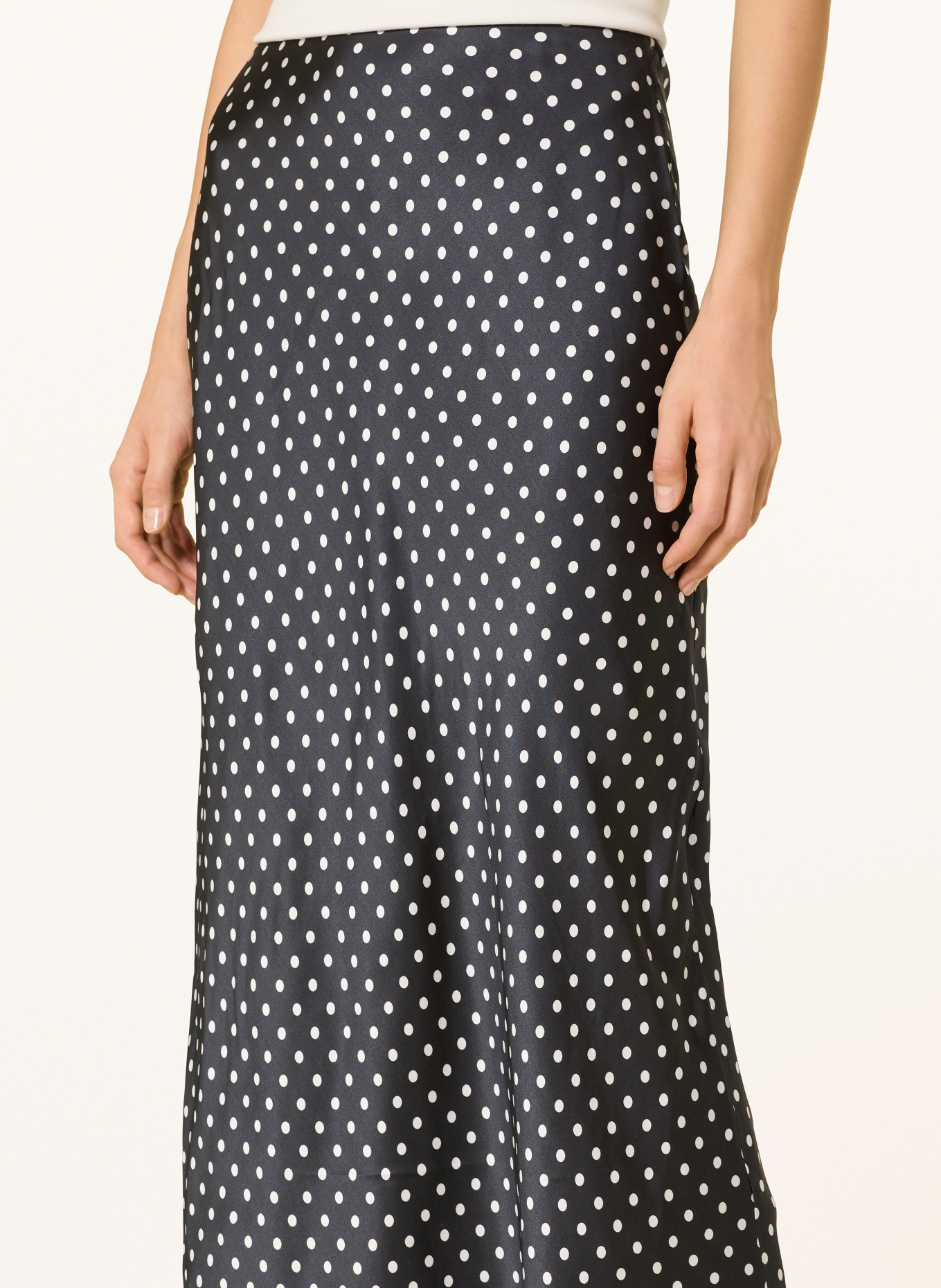 darling harbour Satinrock: black / offwhite