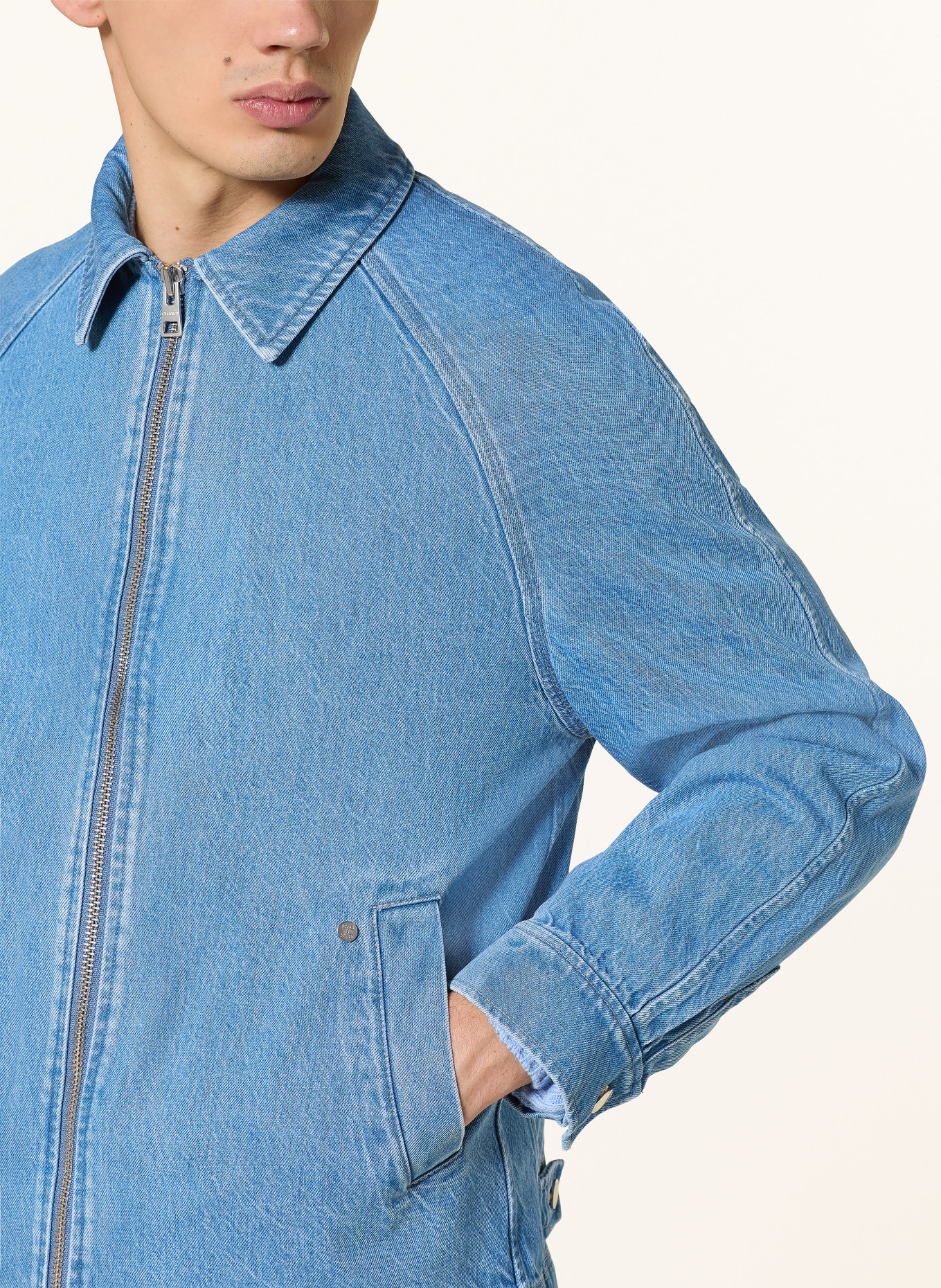 CLOSED spijkerjasje: BLAUW