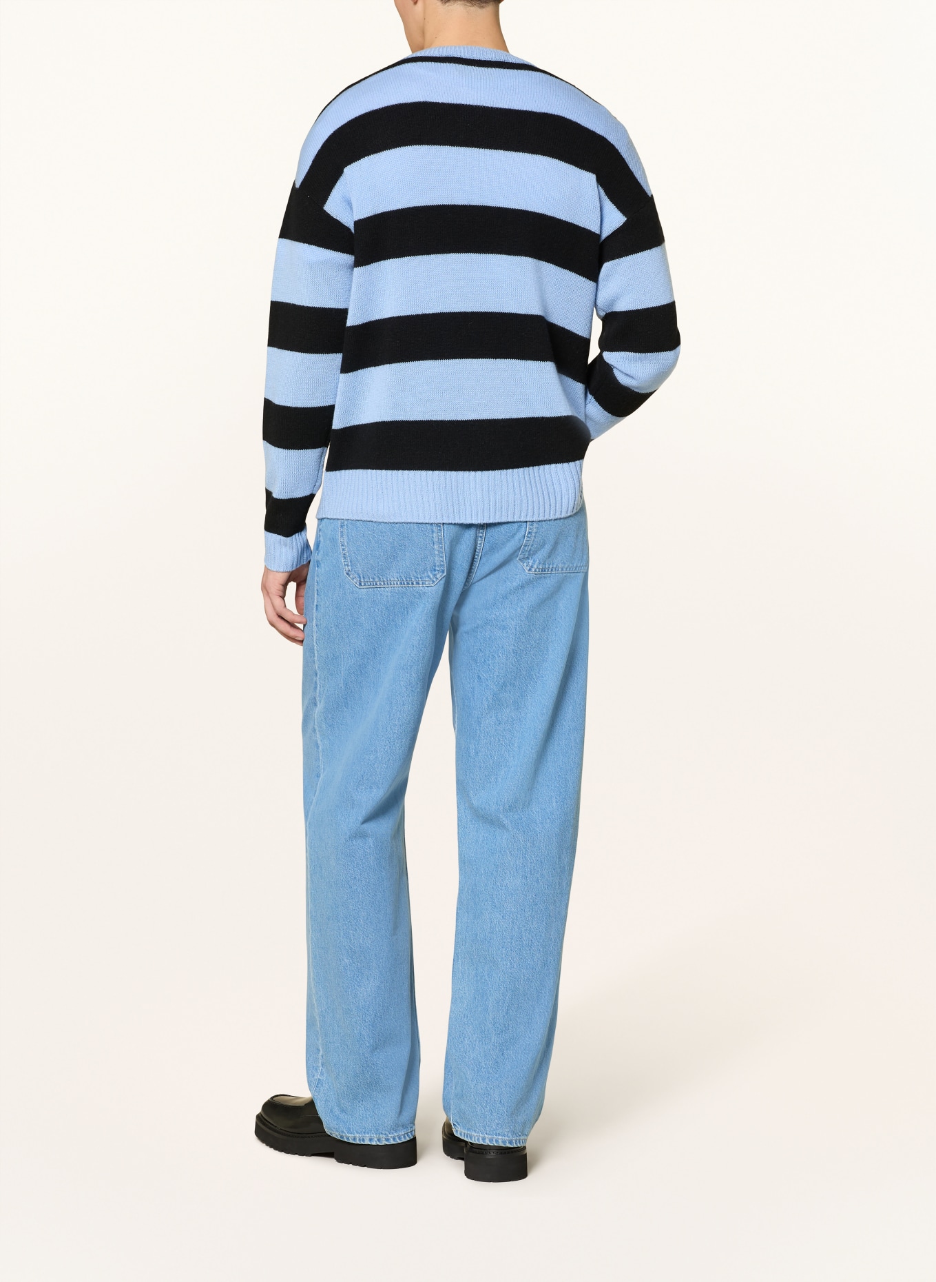 CLOSED Kasjmiertrui: LICHTBLAUW / ZWART