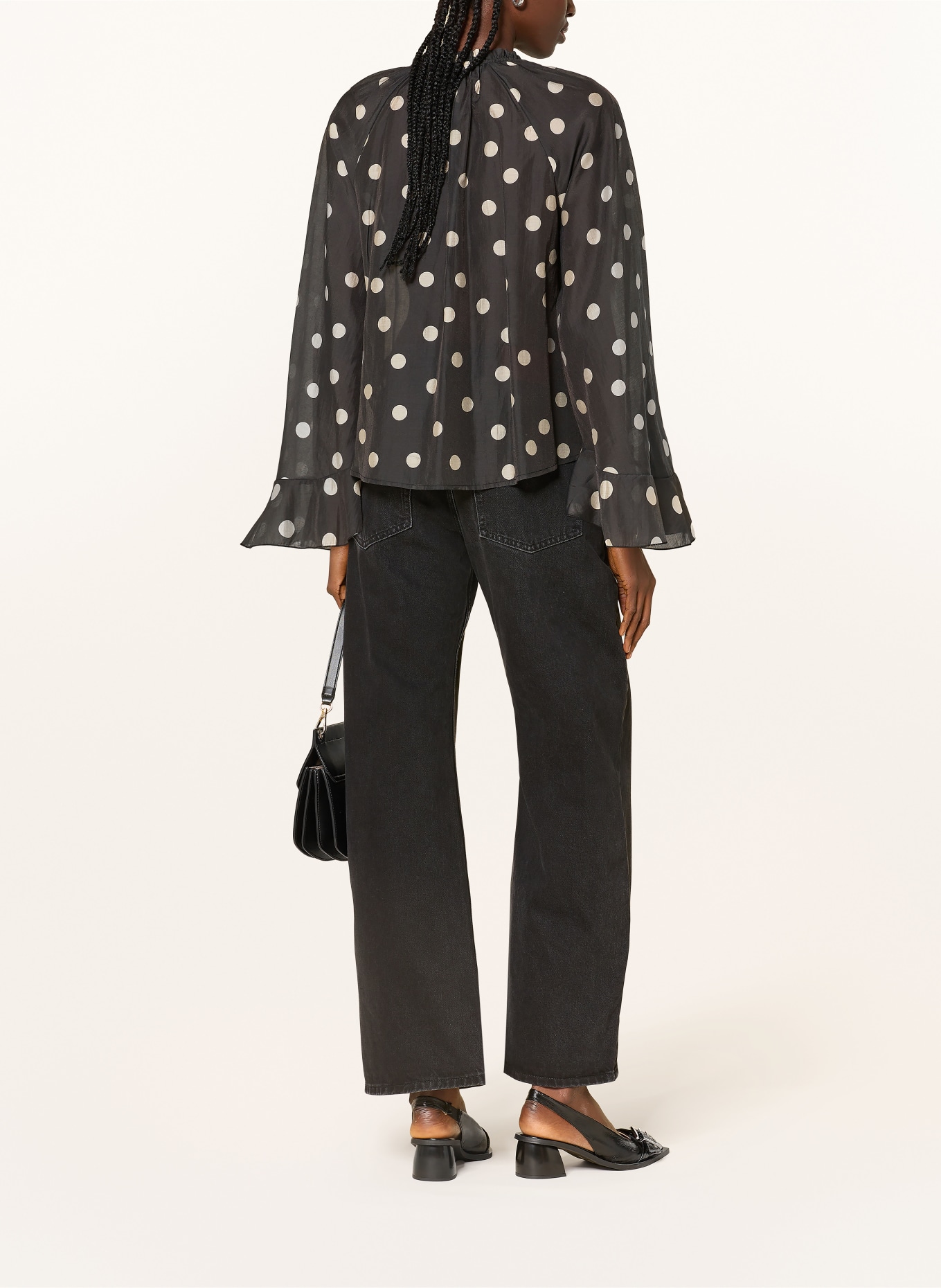 MRS & HUGS Blůza s volány: TMAVĚ ŠEDÁ / KRÉMOVÁ