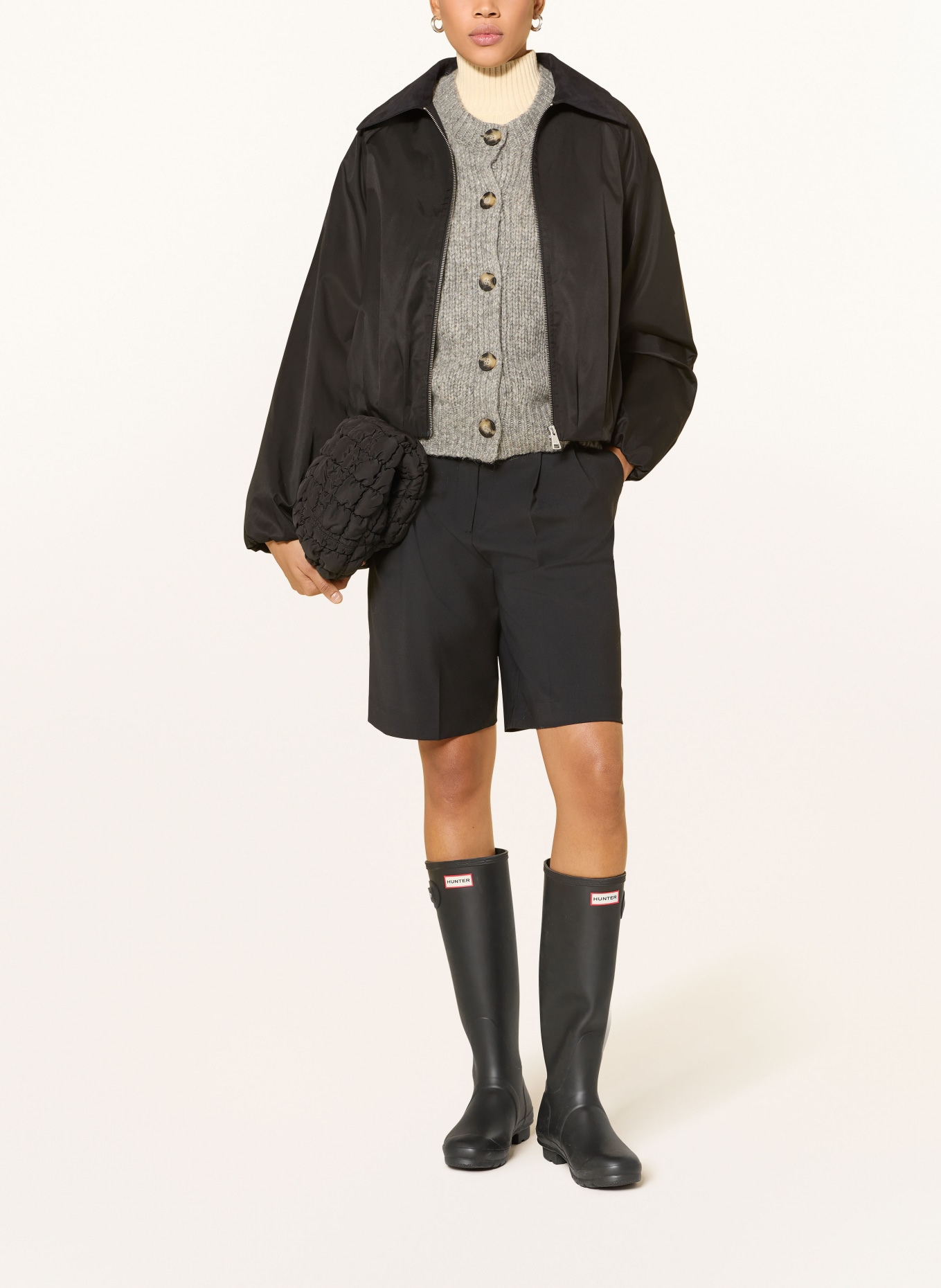 BARBOUR INTERNATIONAL Bunda OZARA: ČERNÁ