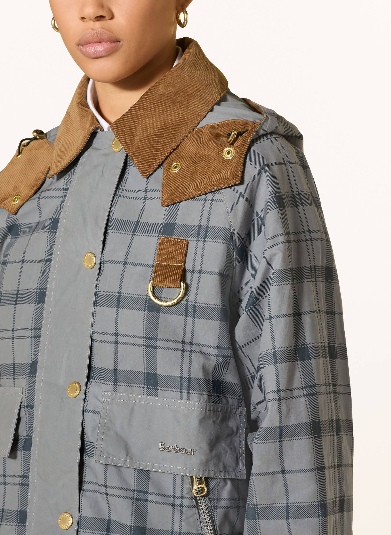 Barbour Jacke CARNFORTH mit abnehmbarer Kapuze: BLAUGRAU / BRAUN / DUNKELBLAU