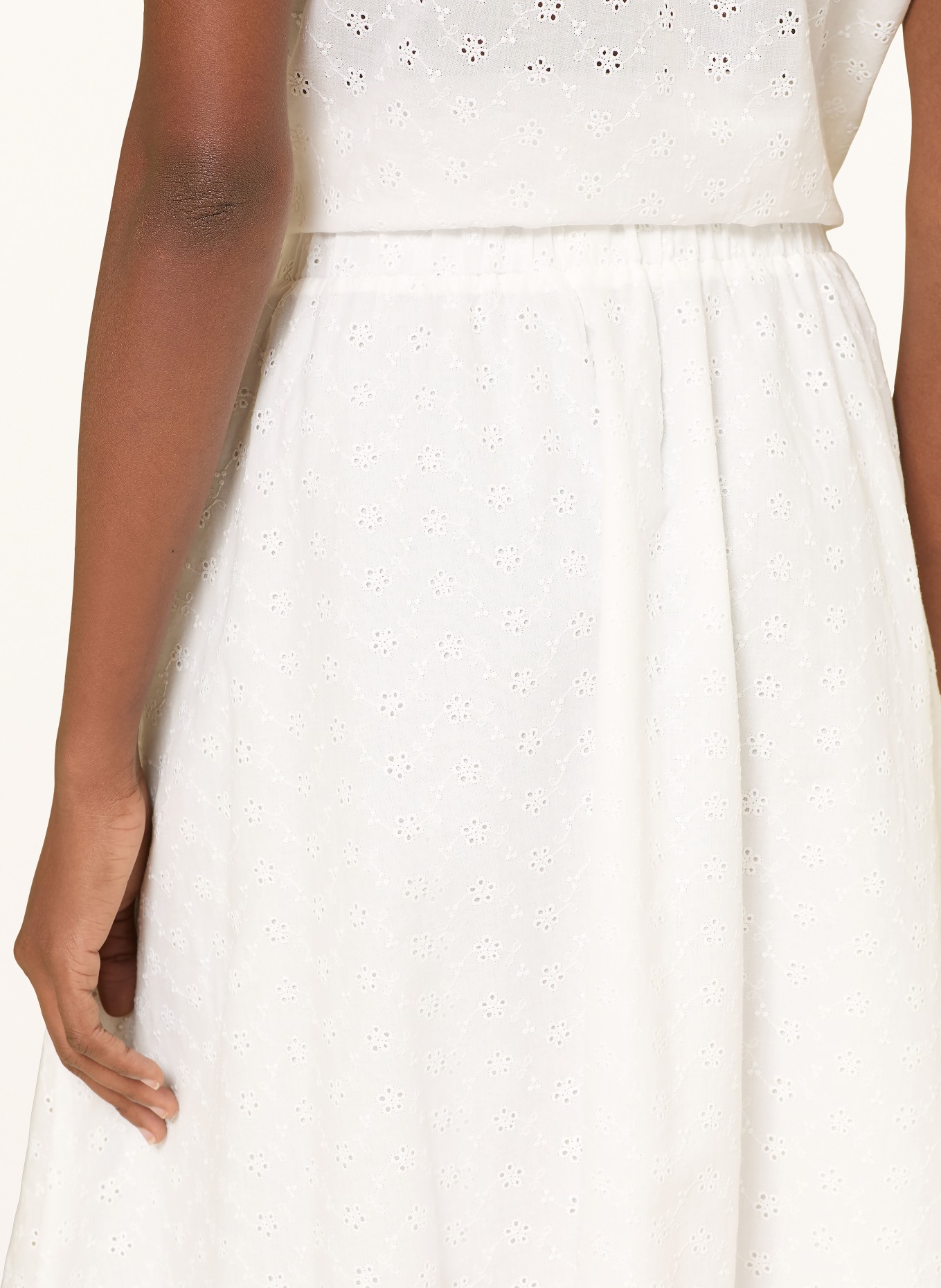 Barbour Sukně MELODY z krajky s otvory: BÍLÁ