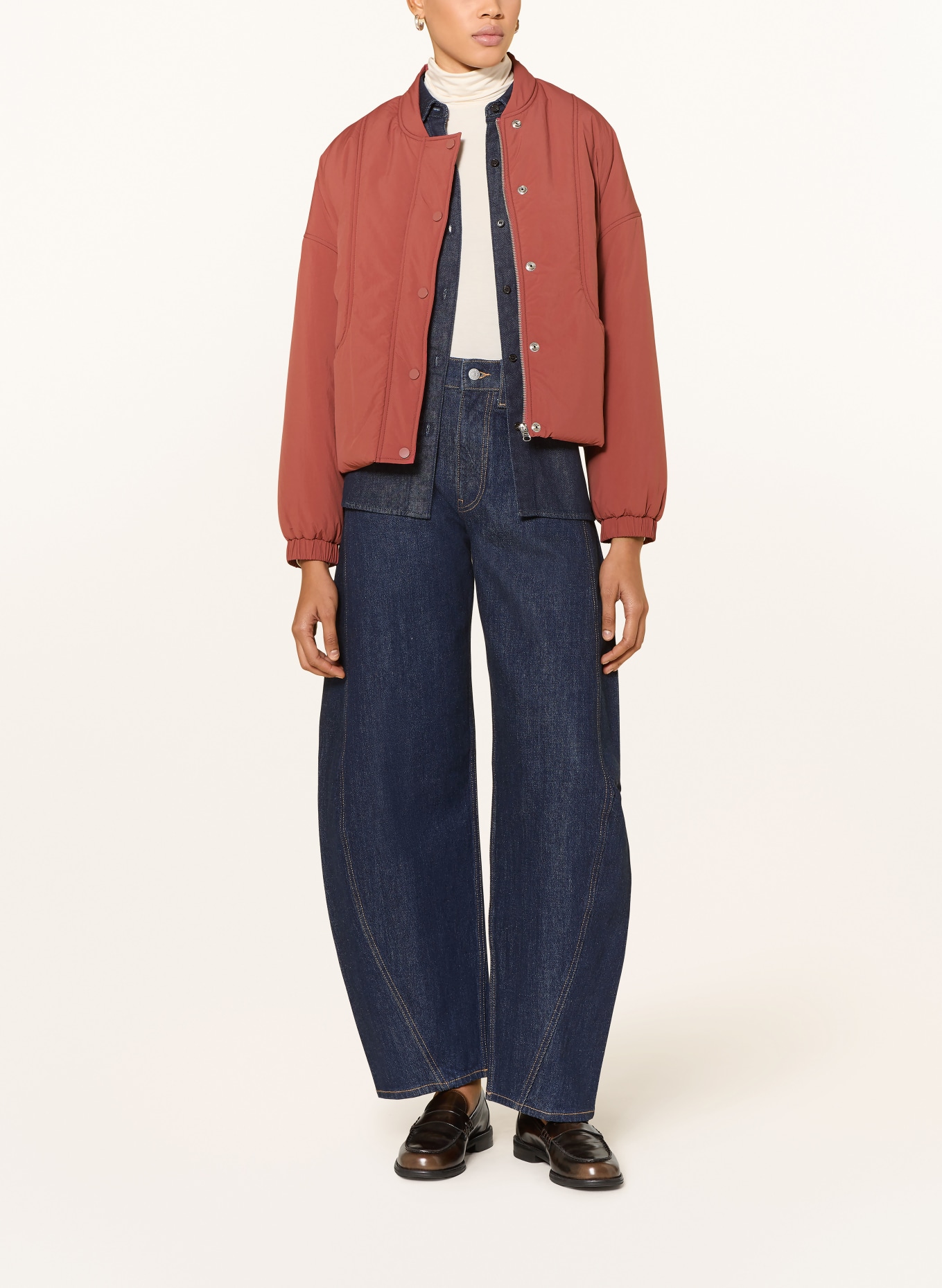 ICHI Bunda IHJOKURA: TMAVĚ ČERVENÁ