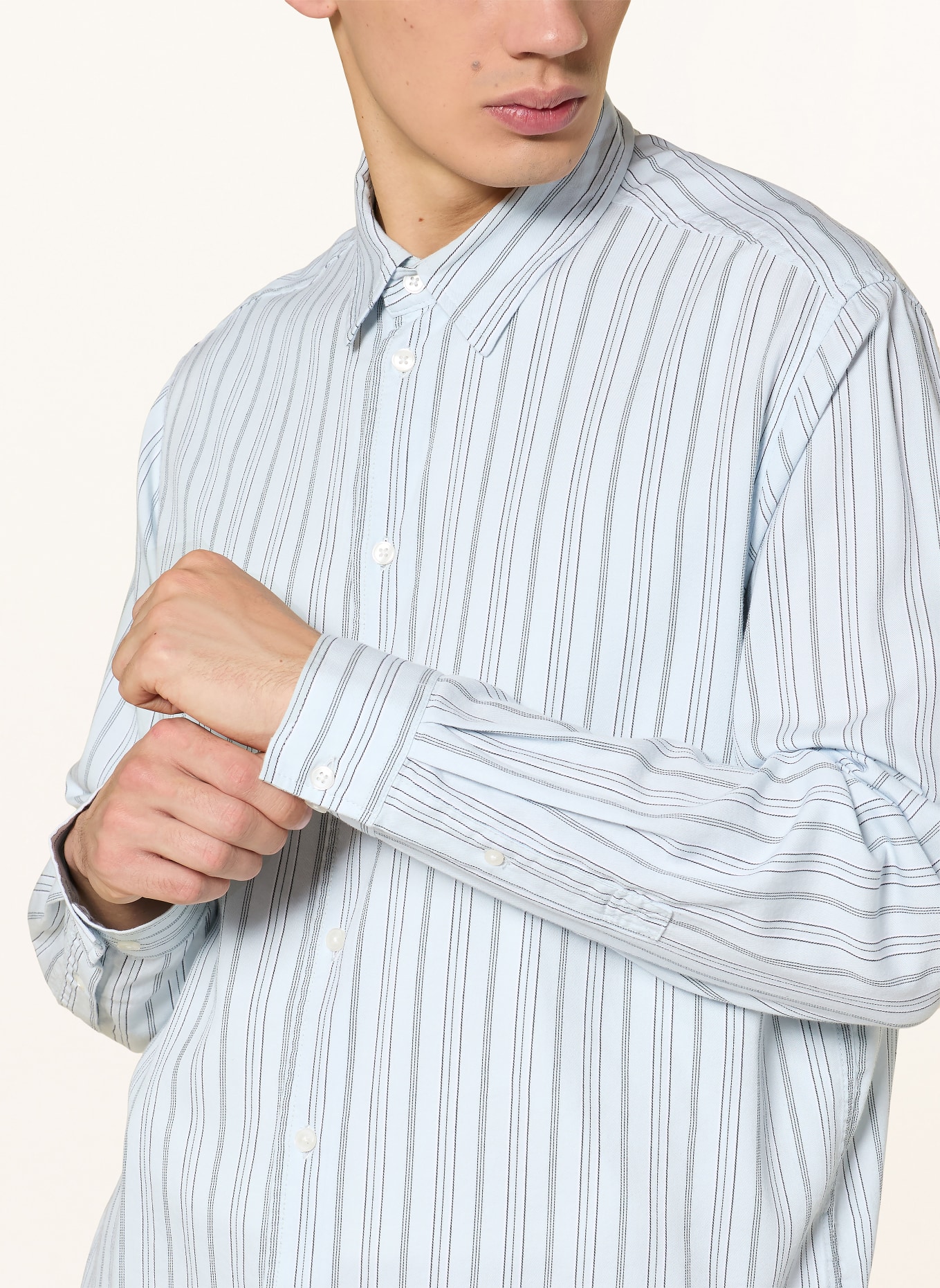 SAMSØE SAMSØE Hemd SARYAN Comfort Fit: HELLBLAU / SCHWARZ