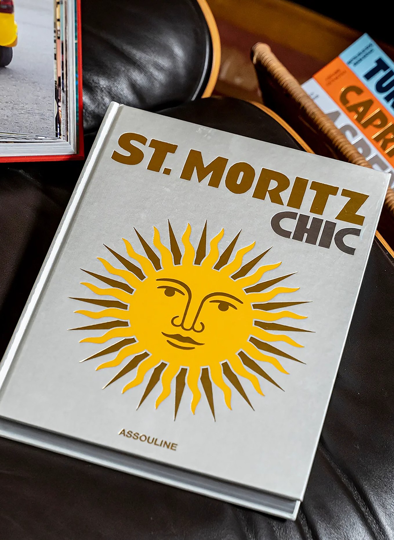 ASSOULINE Książka CHIC: JASNONIEBIESKI / SREBRNY / ZŁOTY