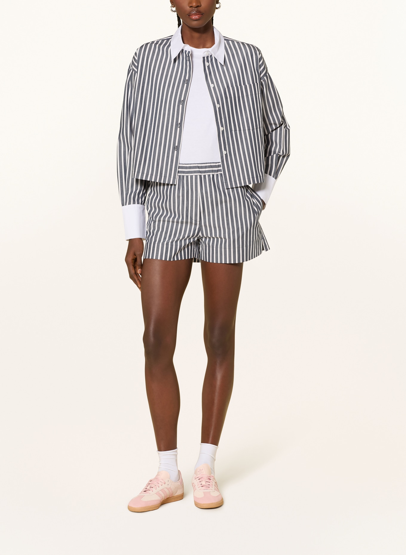 MRS & HUGS šortky: TMAVĚ MODRÁ / RŮŽOVÁ / BÍLÁ