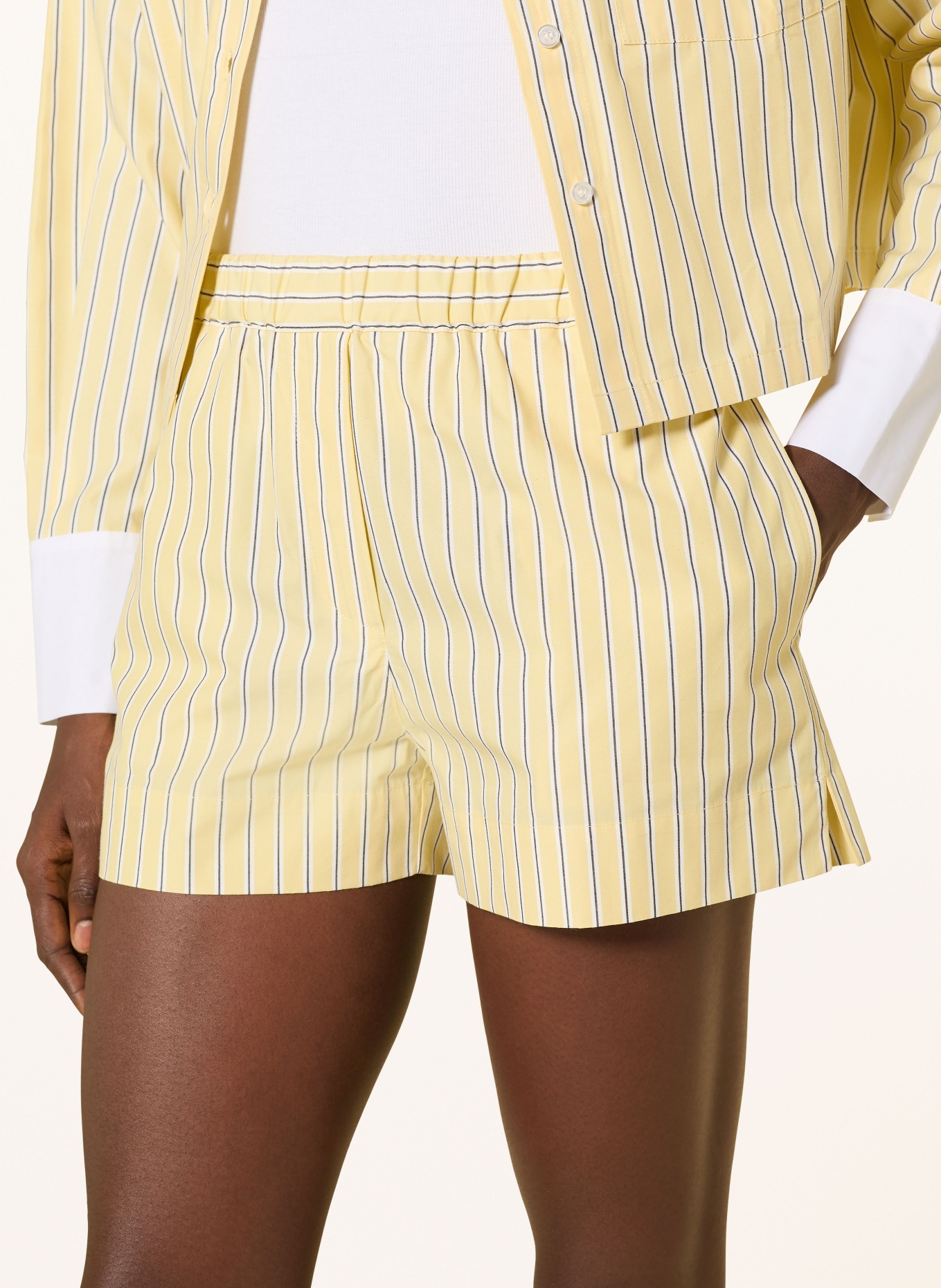 MRS & HUGS shorts: YELLOW / WHITE / BLACK