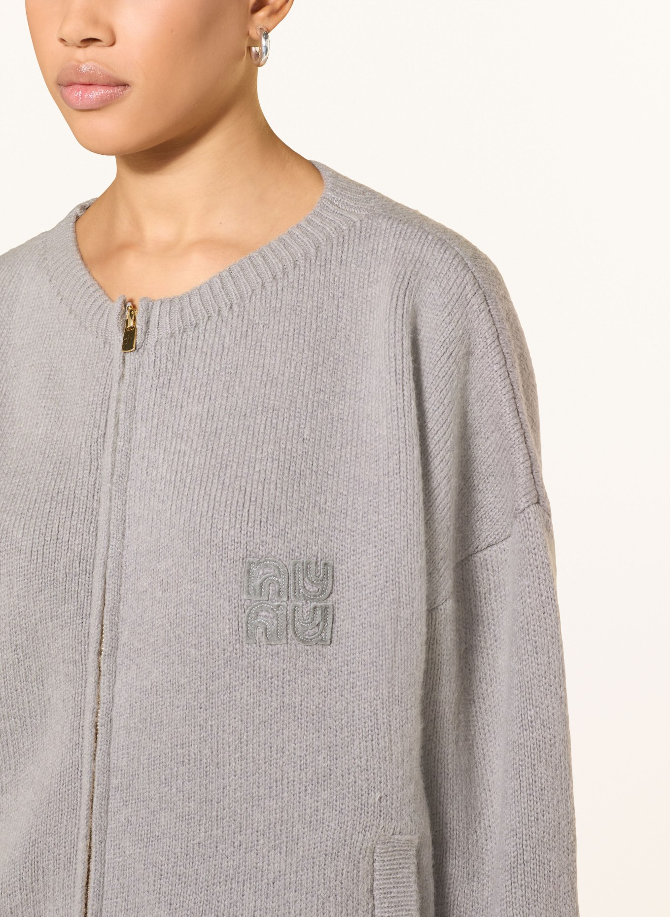 NINETY-9 Strickjacke ASPEN: GRAU