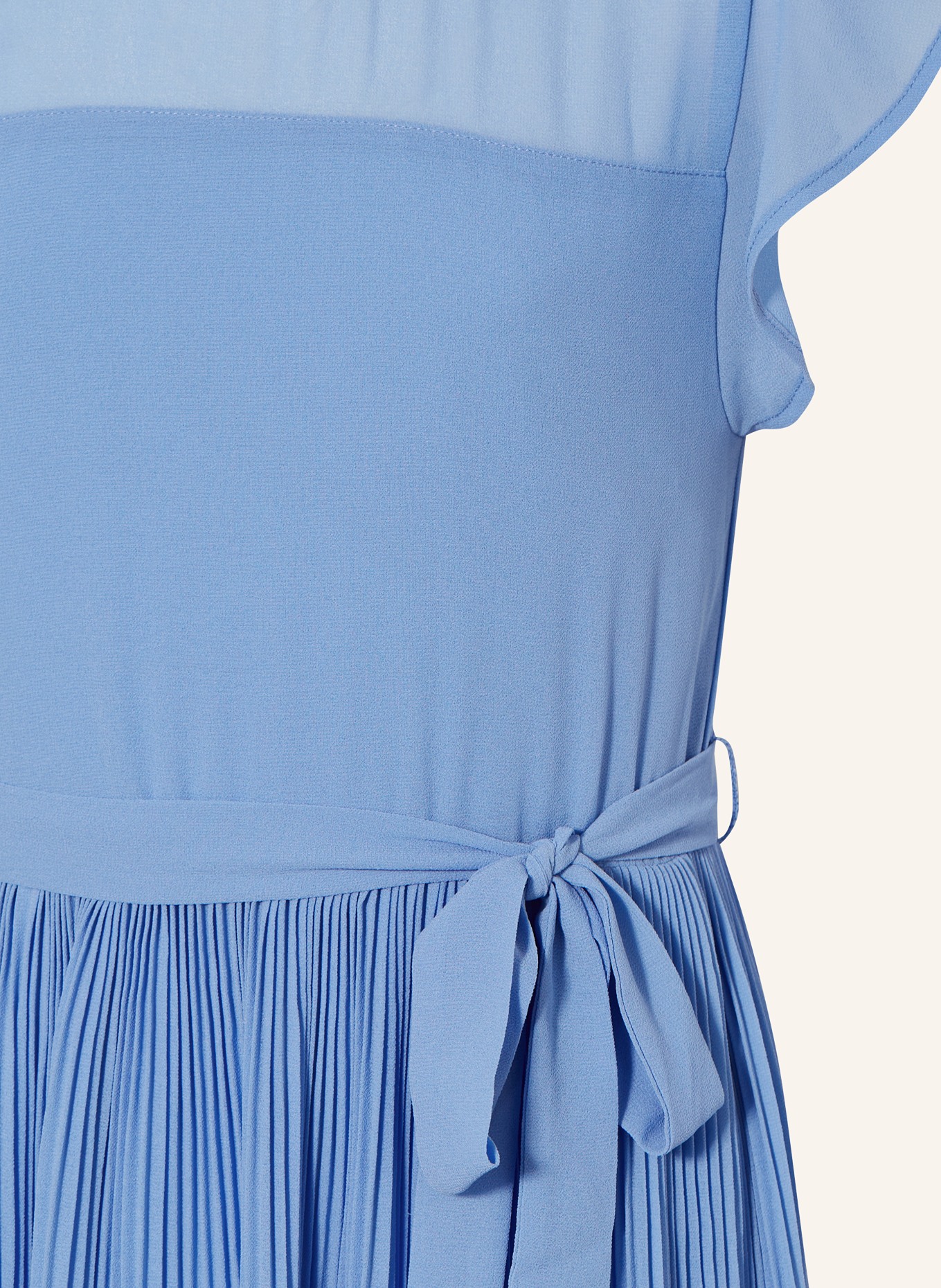 s.Oliver RED Kleid mit Plissees: HELLBLAU