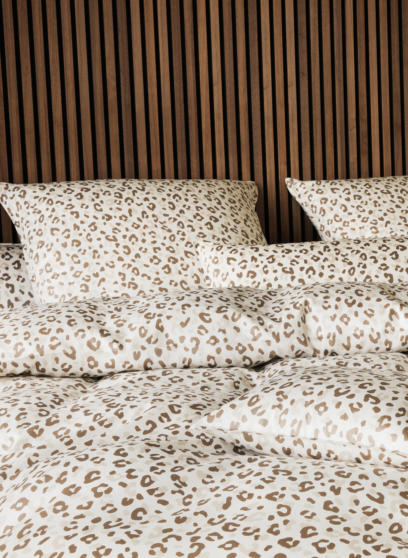 elegante Bettwäsche LEOLOOK: CREME / BRAUN / TAUPE