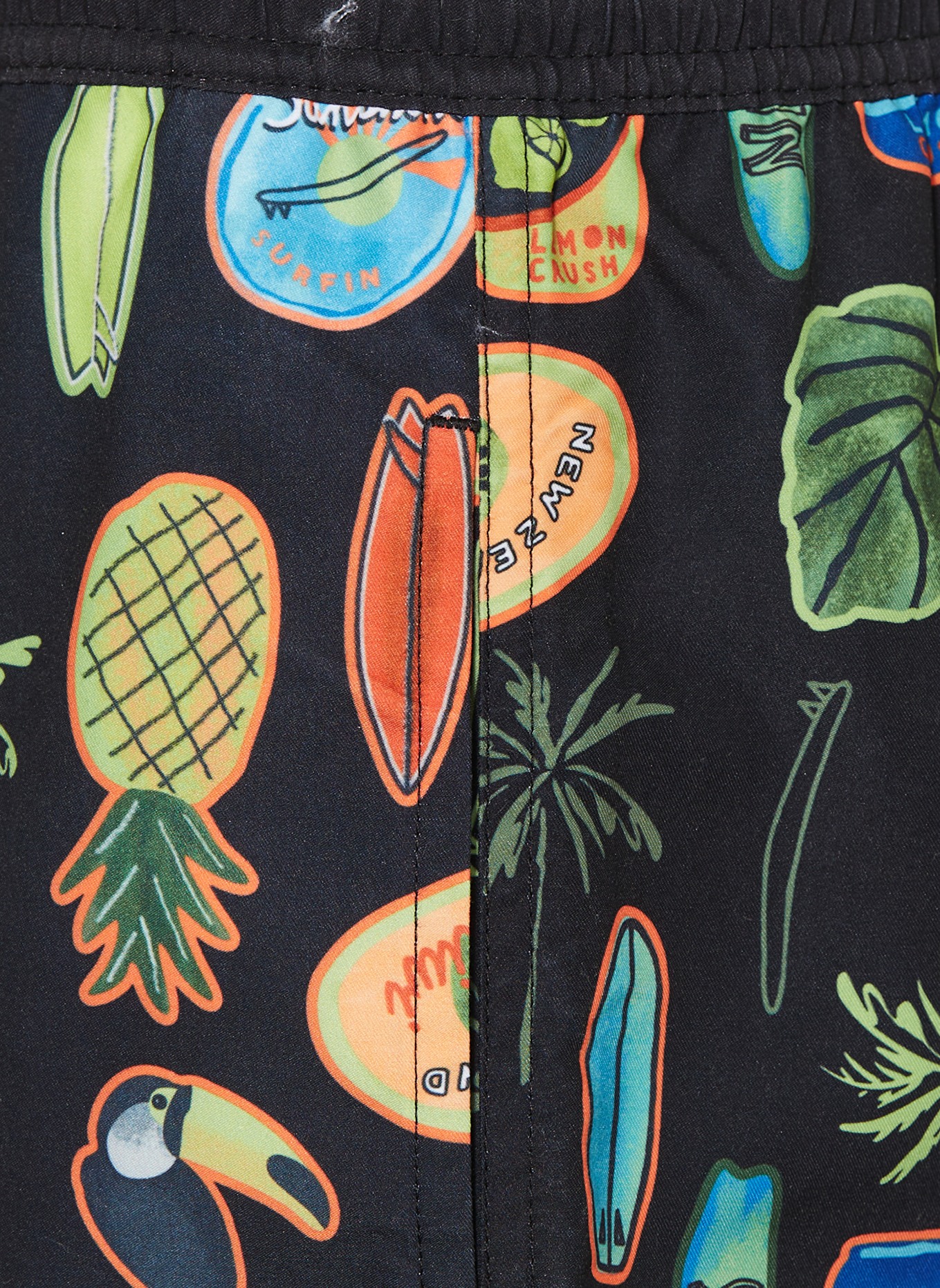 Sanetta Short de bain avec protection UV 50+: NOIR / ORANGE / VERT