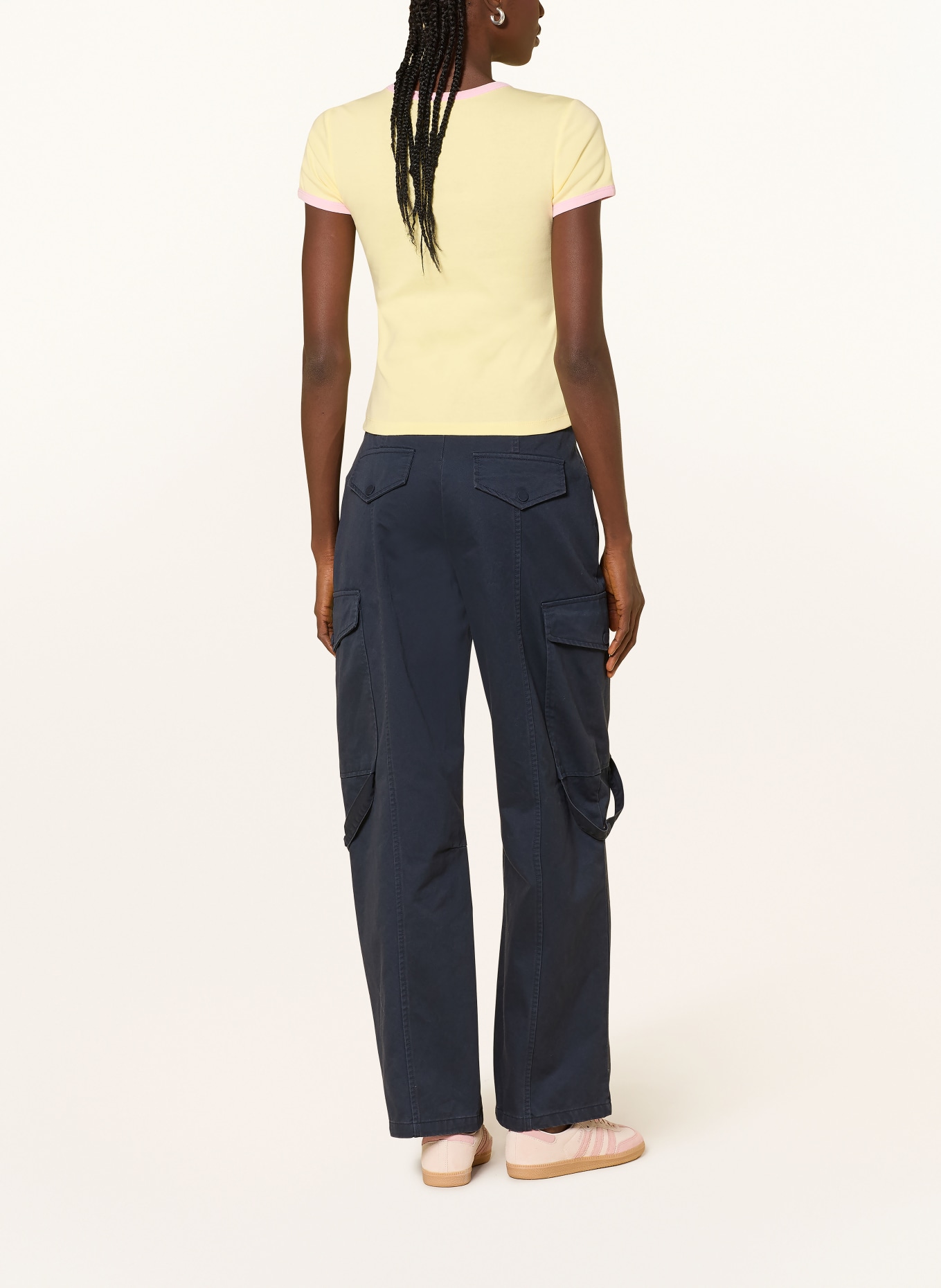 MRS & HUGS T-Shirt: GELB / ROSA