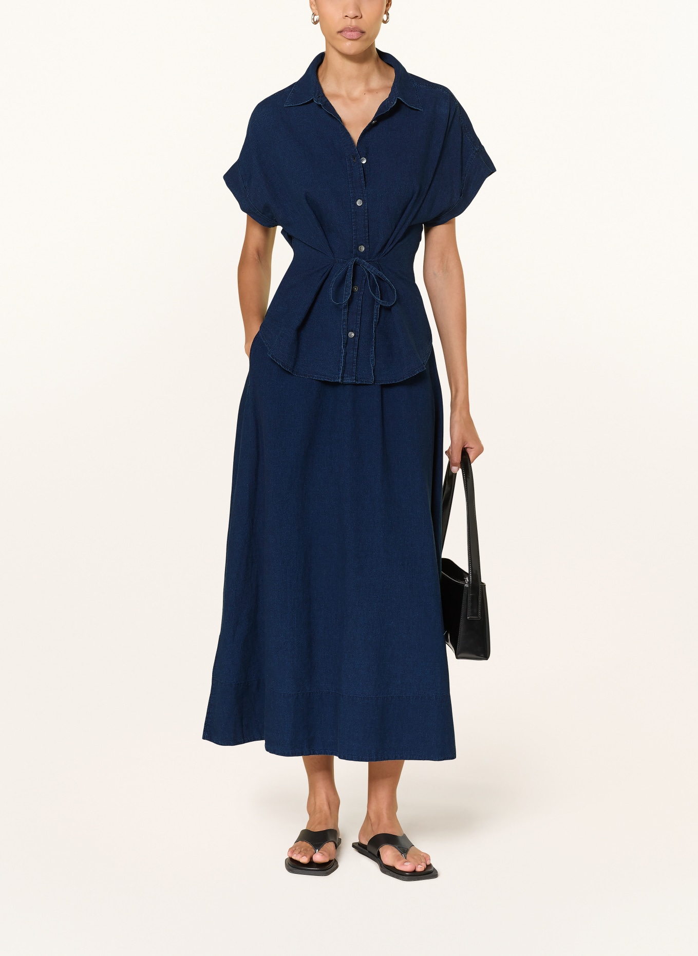 CLOSED Rock: DUNKELBLAU