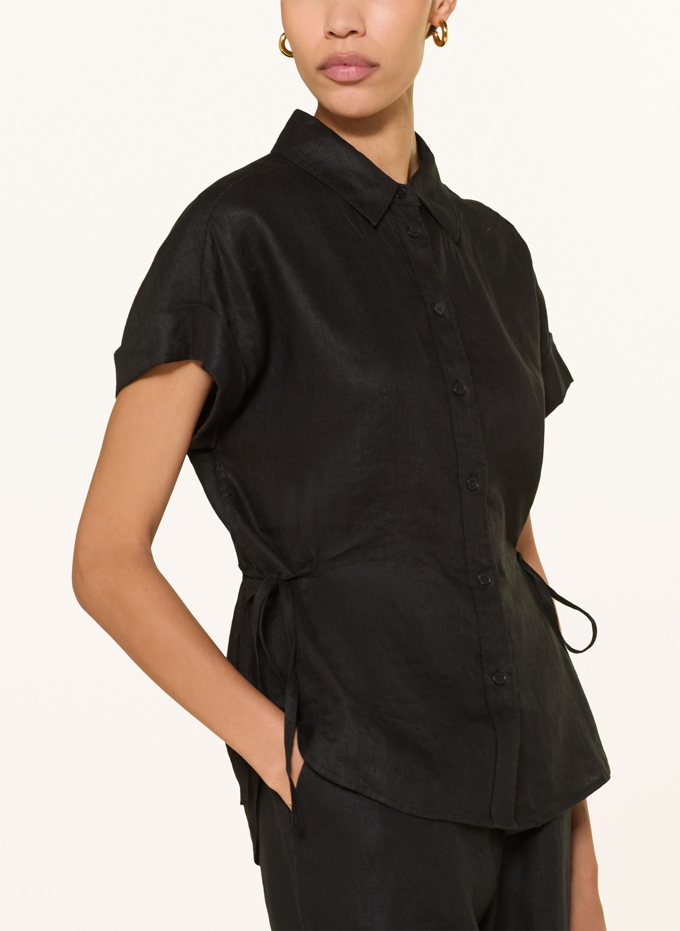 CLOSED Bluzka z lnu: CZARNY