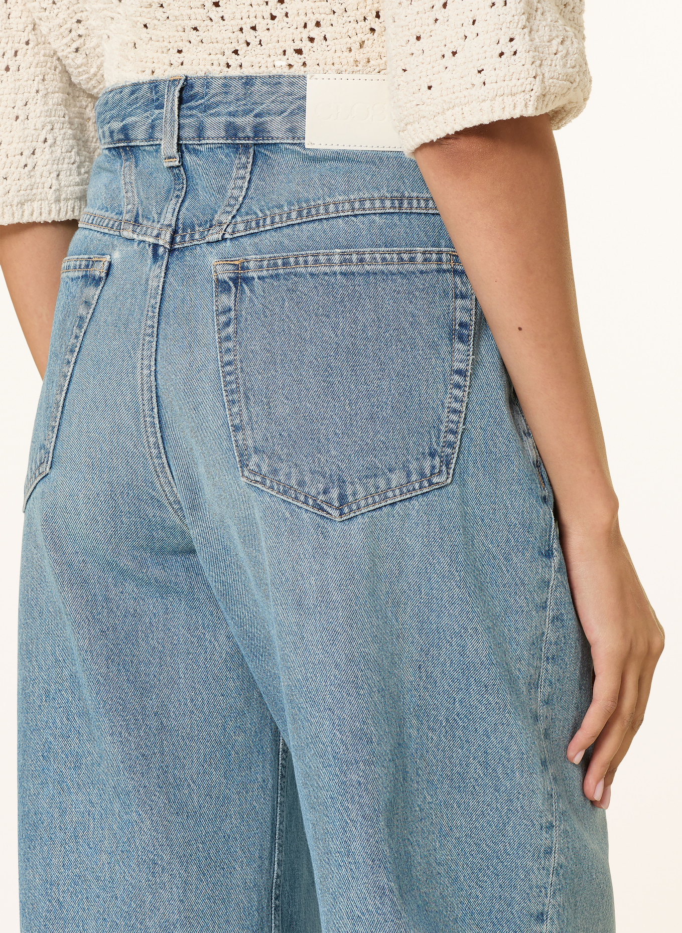 CLOSED Barrel Jeans JAZZIE: MBL MID BLUE