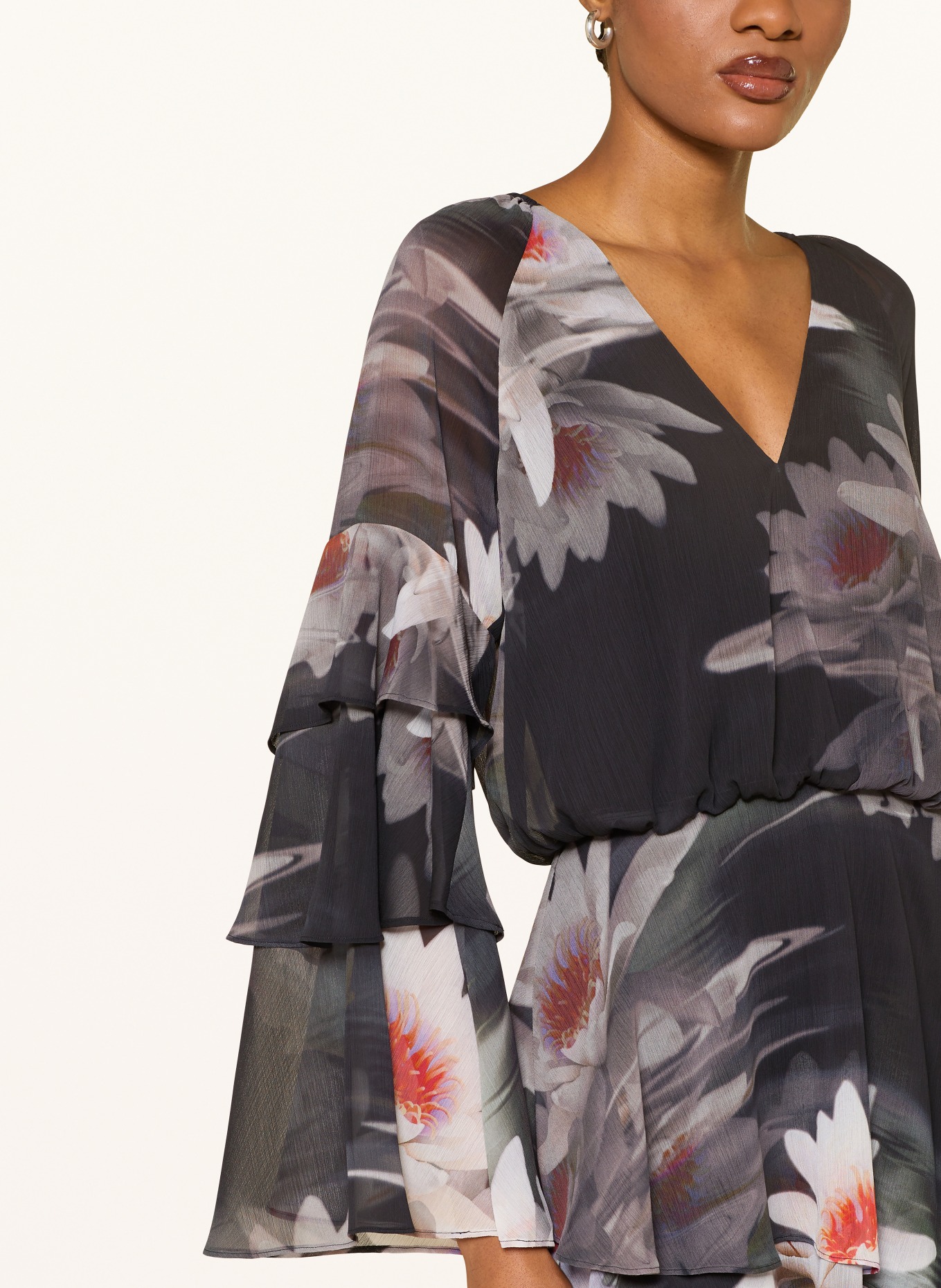 TED BAKER Sukienka NAYVIE z falbanami: CZARNY / CZERWONY / BIAŁY