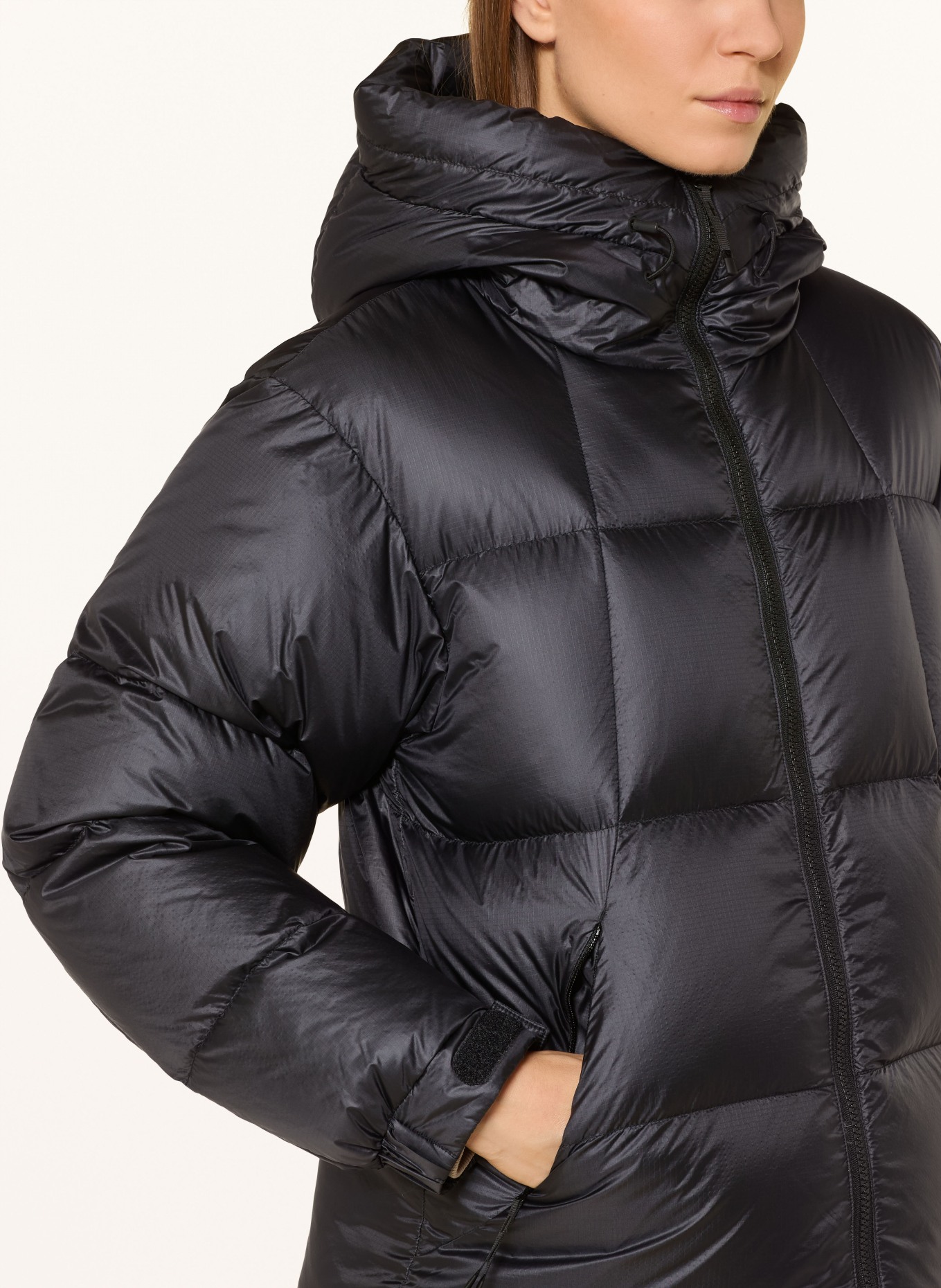 Goldwin Daunenjacke: SCHWARZ