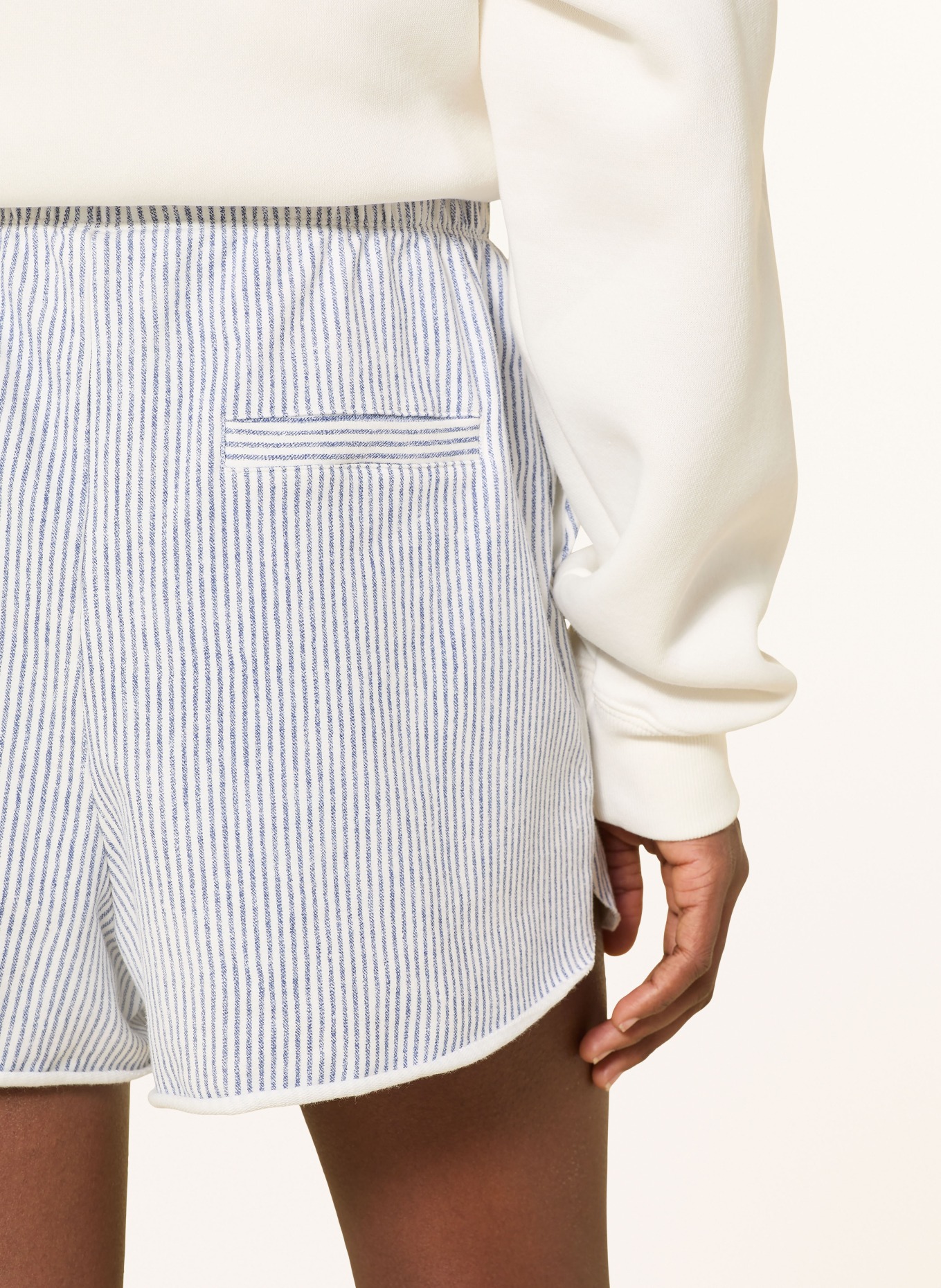 10DAYS Sweatshorts: WEISS / HELLBLAU