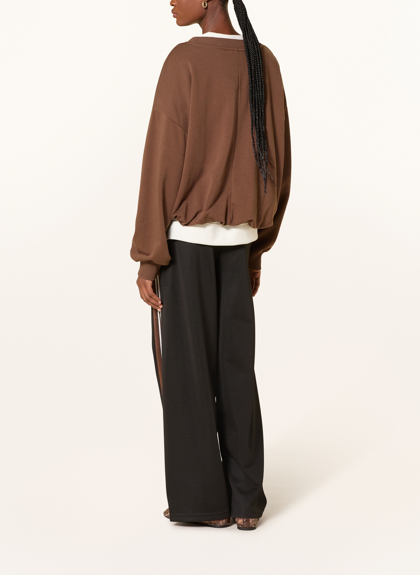 10DAYS Sweatshirt mit Nieten: BRAUN