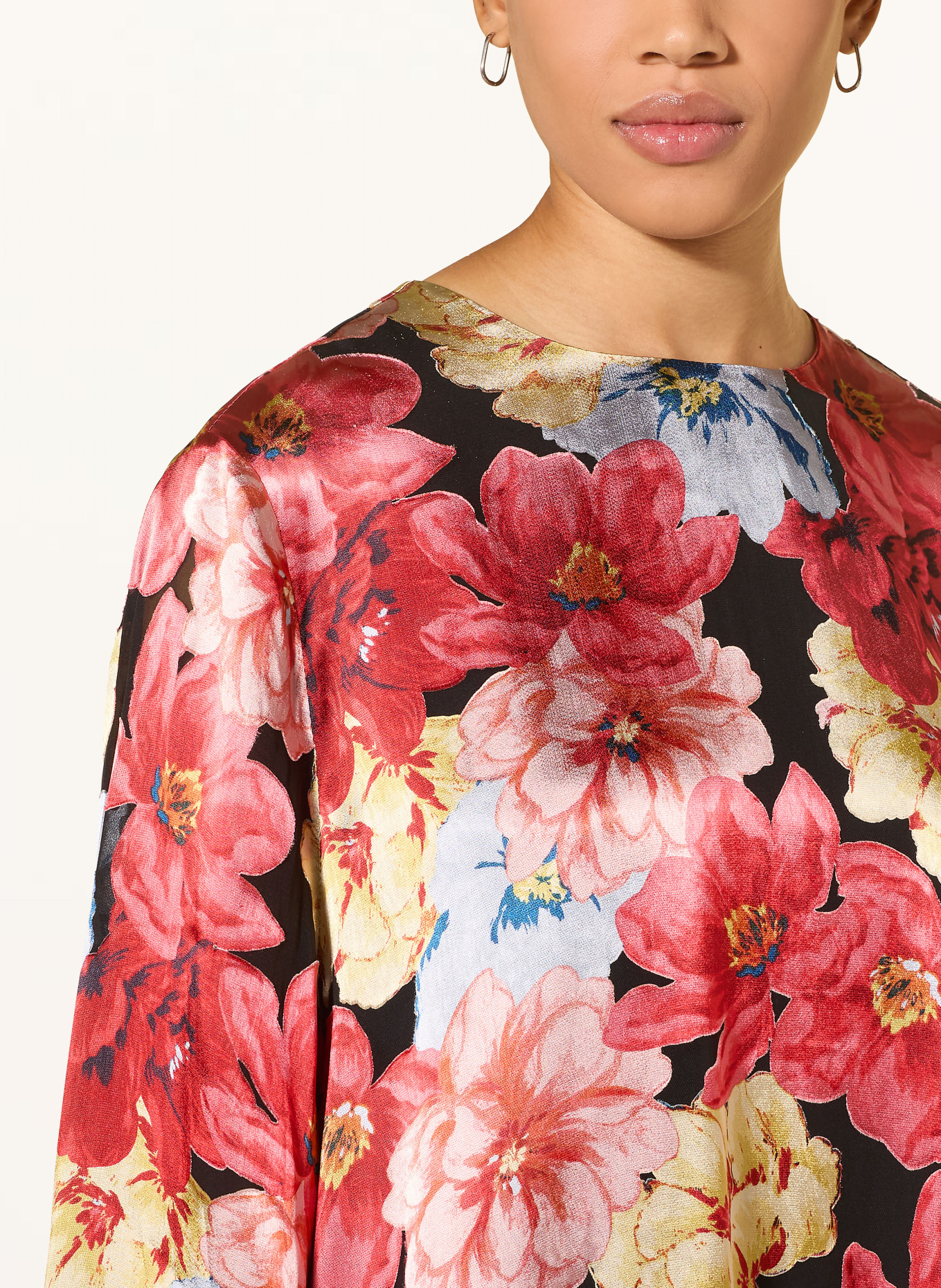 GESTUZ Šaty GZSIGRIDA: ČERVENÁ / TMAVĚ MODRÁ / ČERNÁ