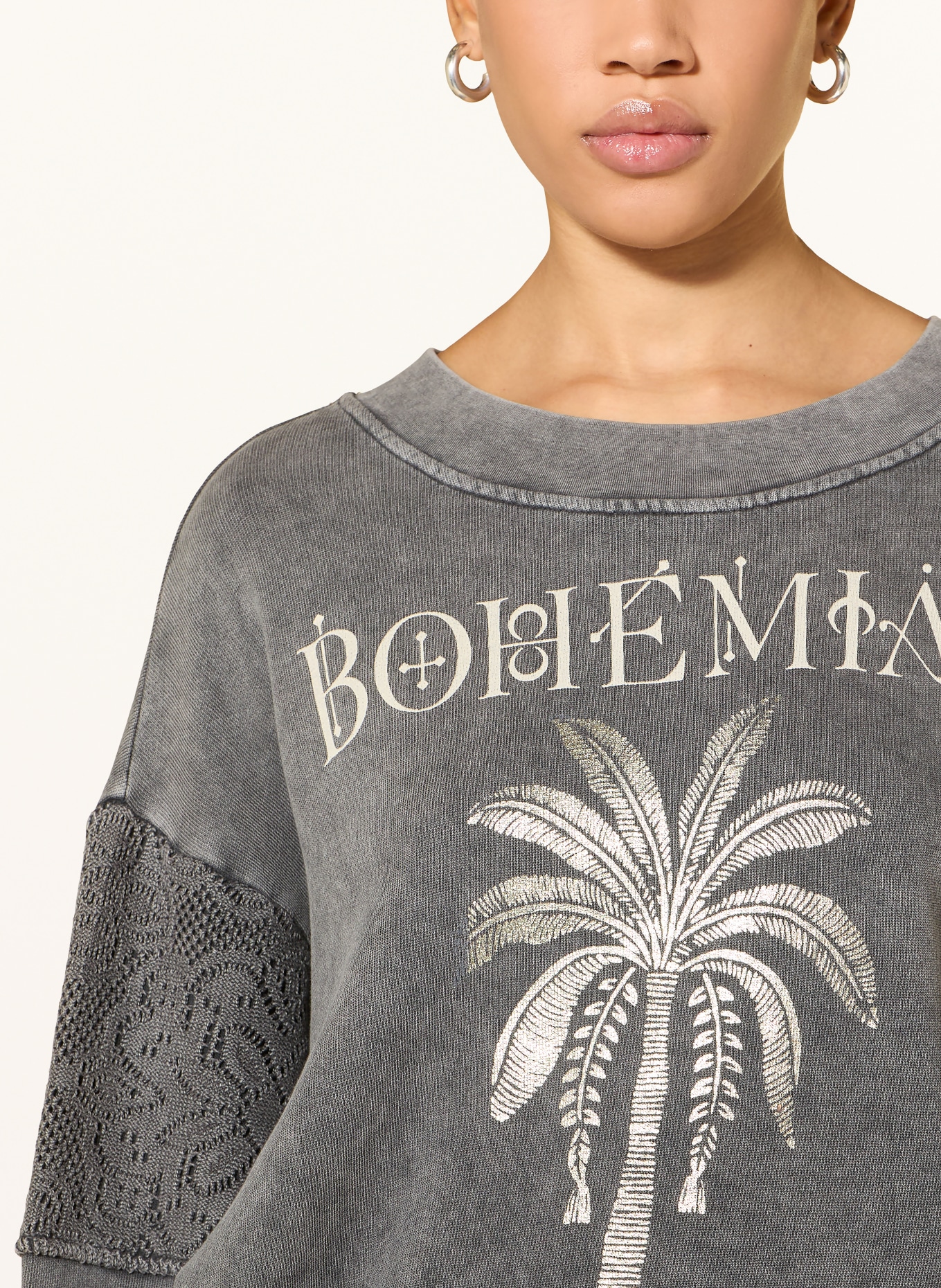 yippie hippie sweatshirt: GRAY
