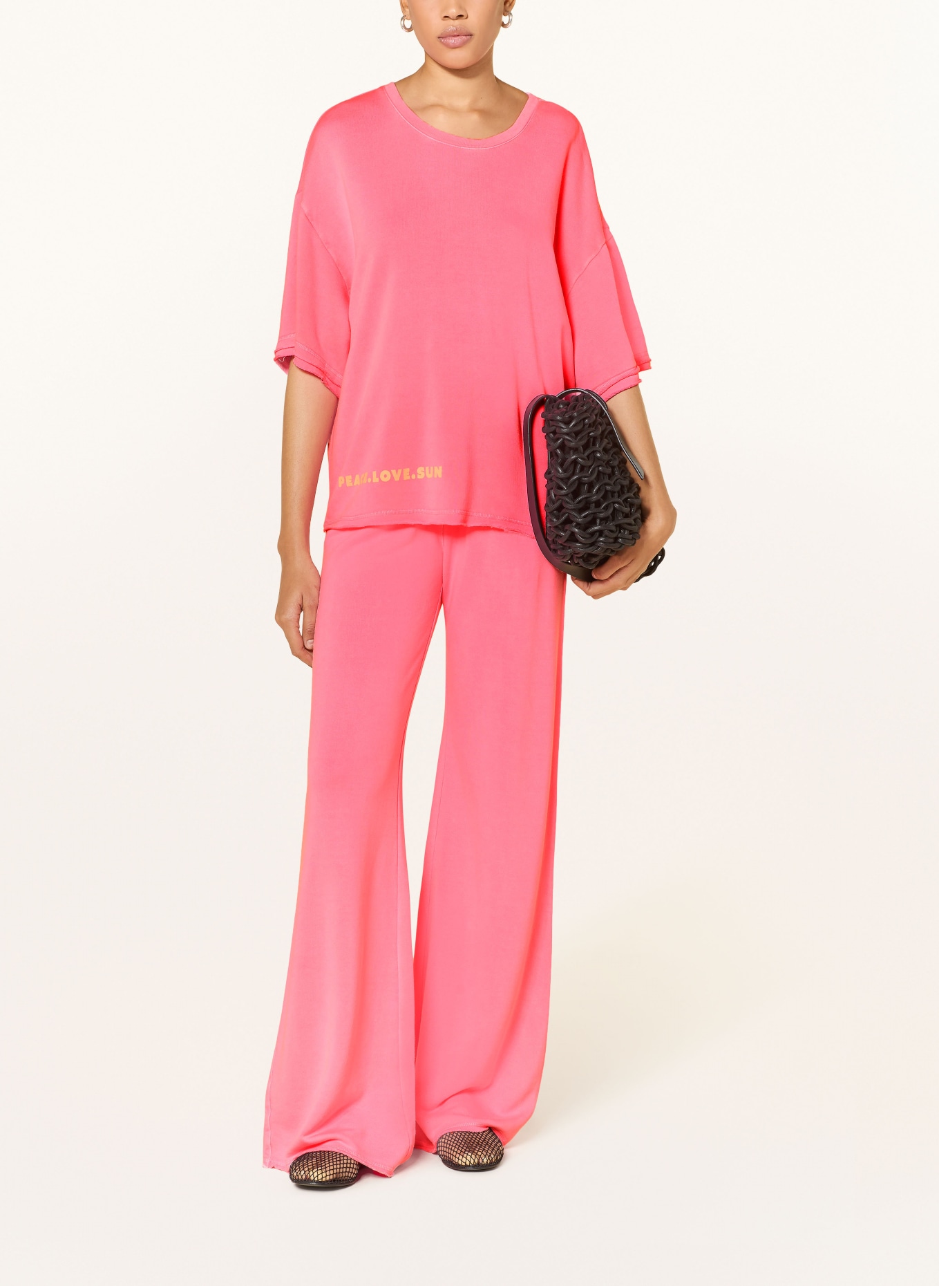 yippie hippie sweatshirt: NEON PINK