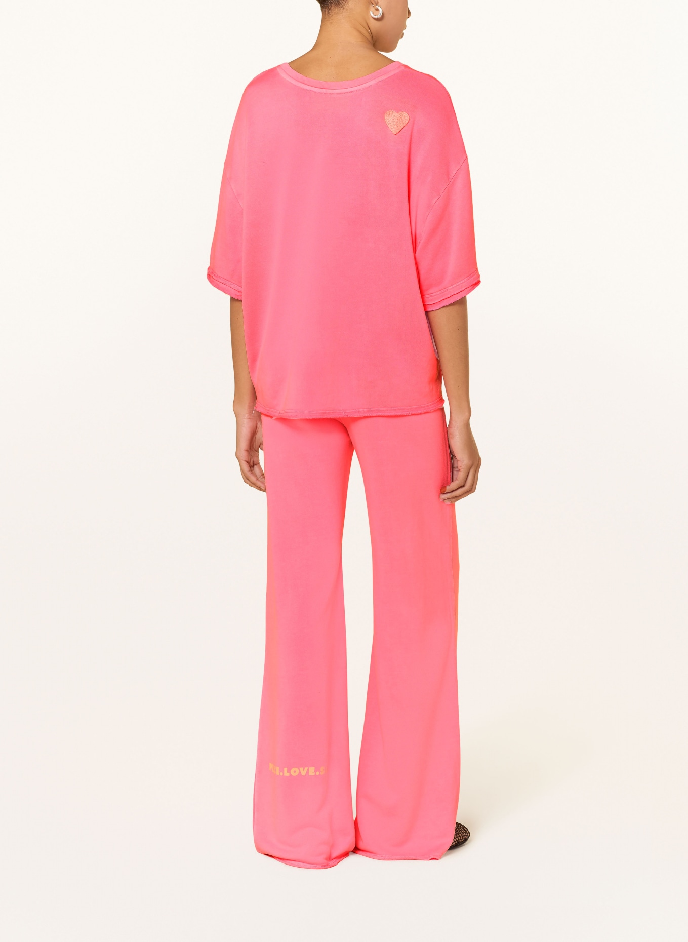 yippie hippie sweatshirt: NEON PINK