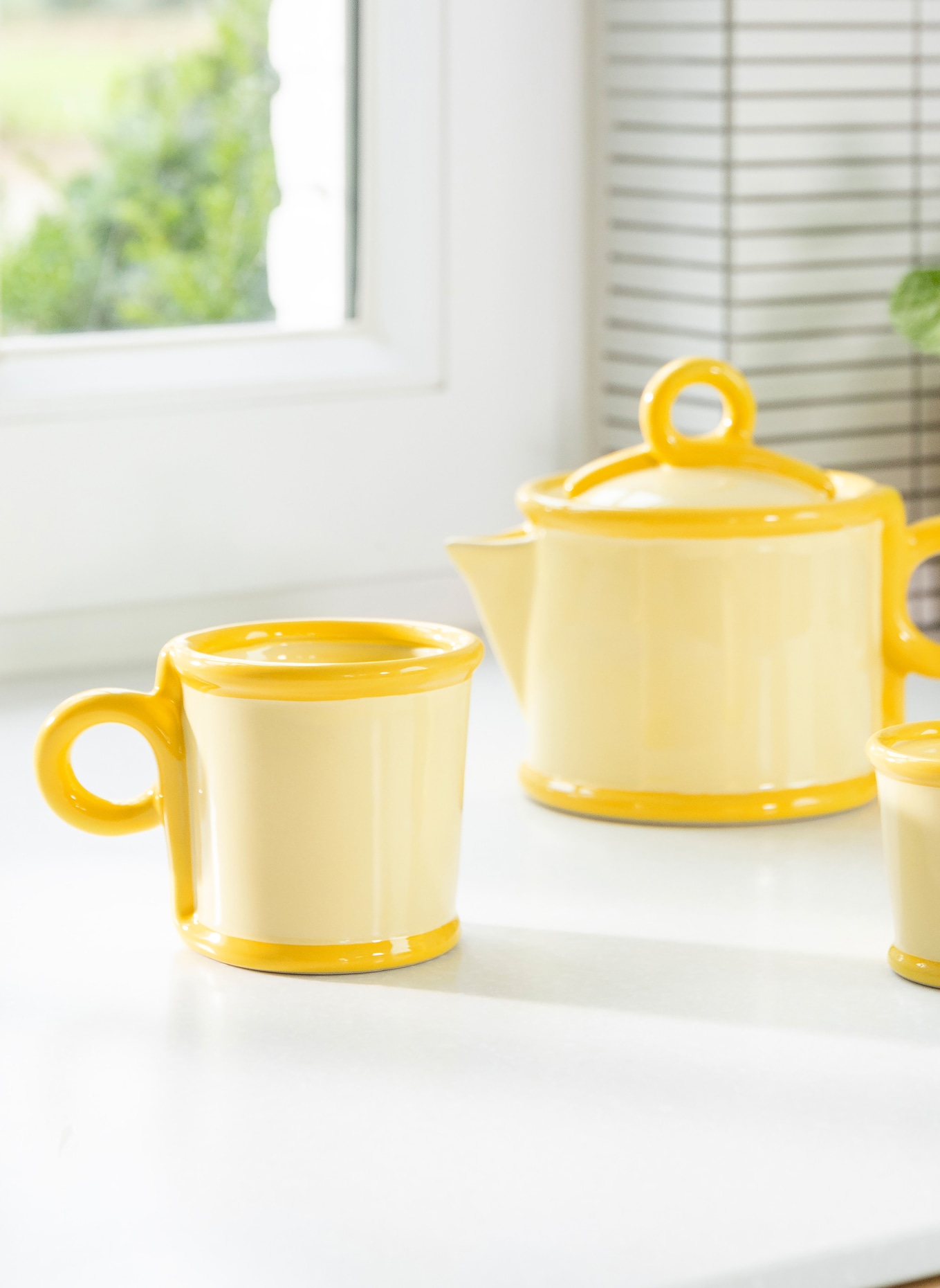 &k amsterdam 2er-Set Henkelbecher LOOP: HELLGELB / GELB