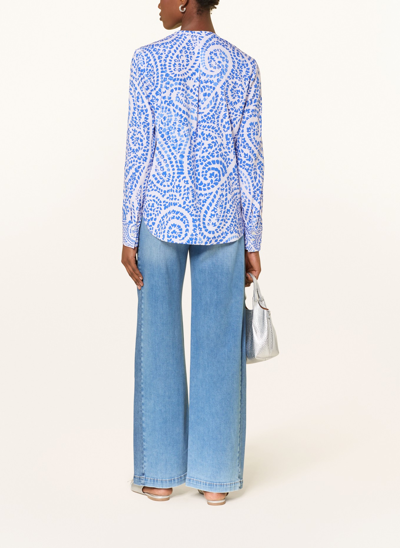 HERZENS Blusenshirt: BLAU / WEISS