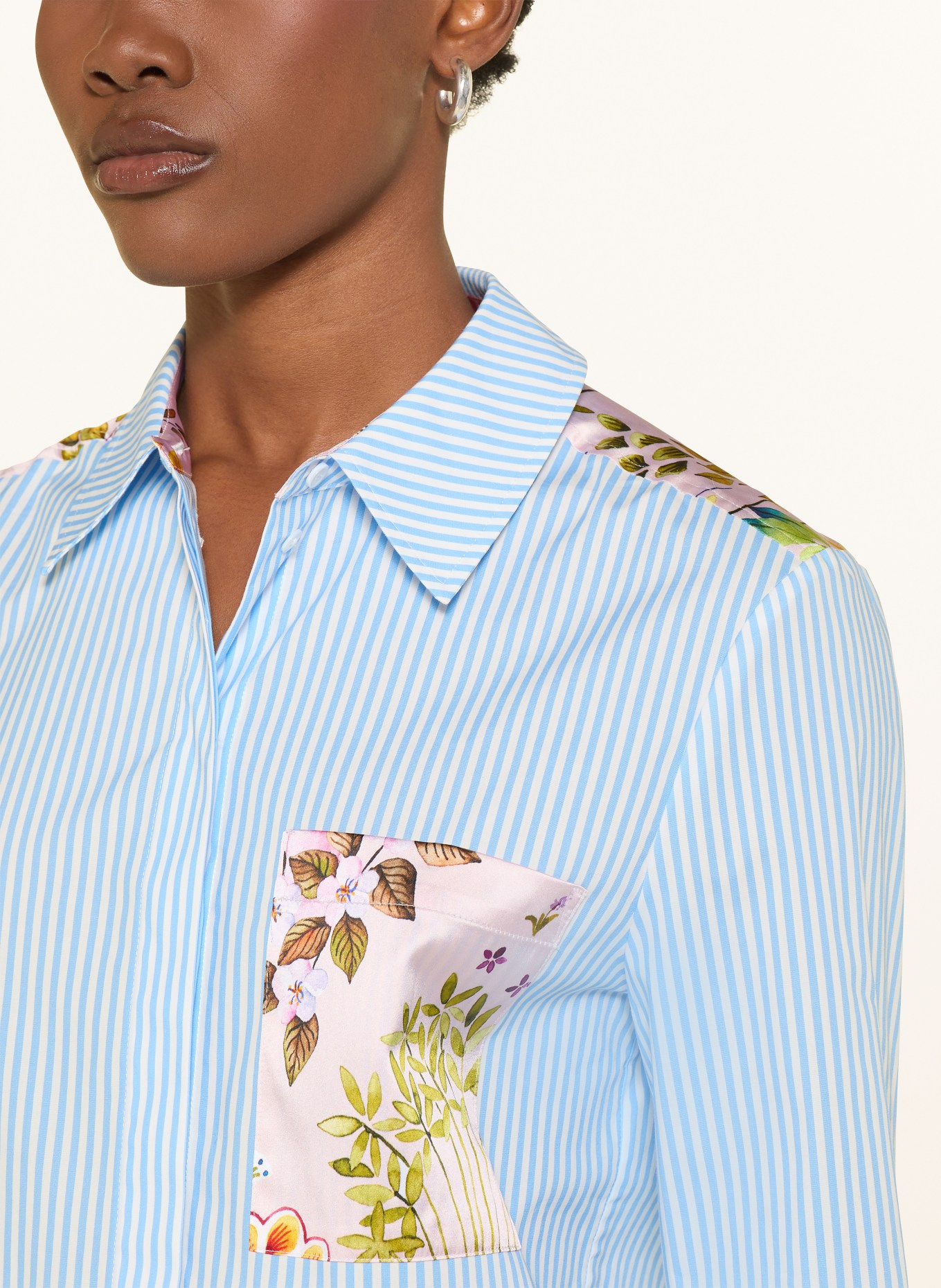 HERZENS Hemdbluse: BLAU / WEISS