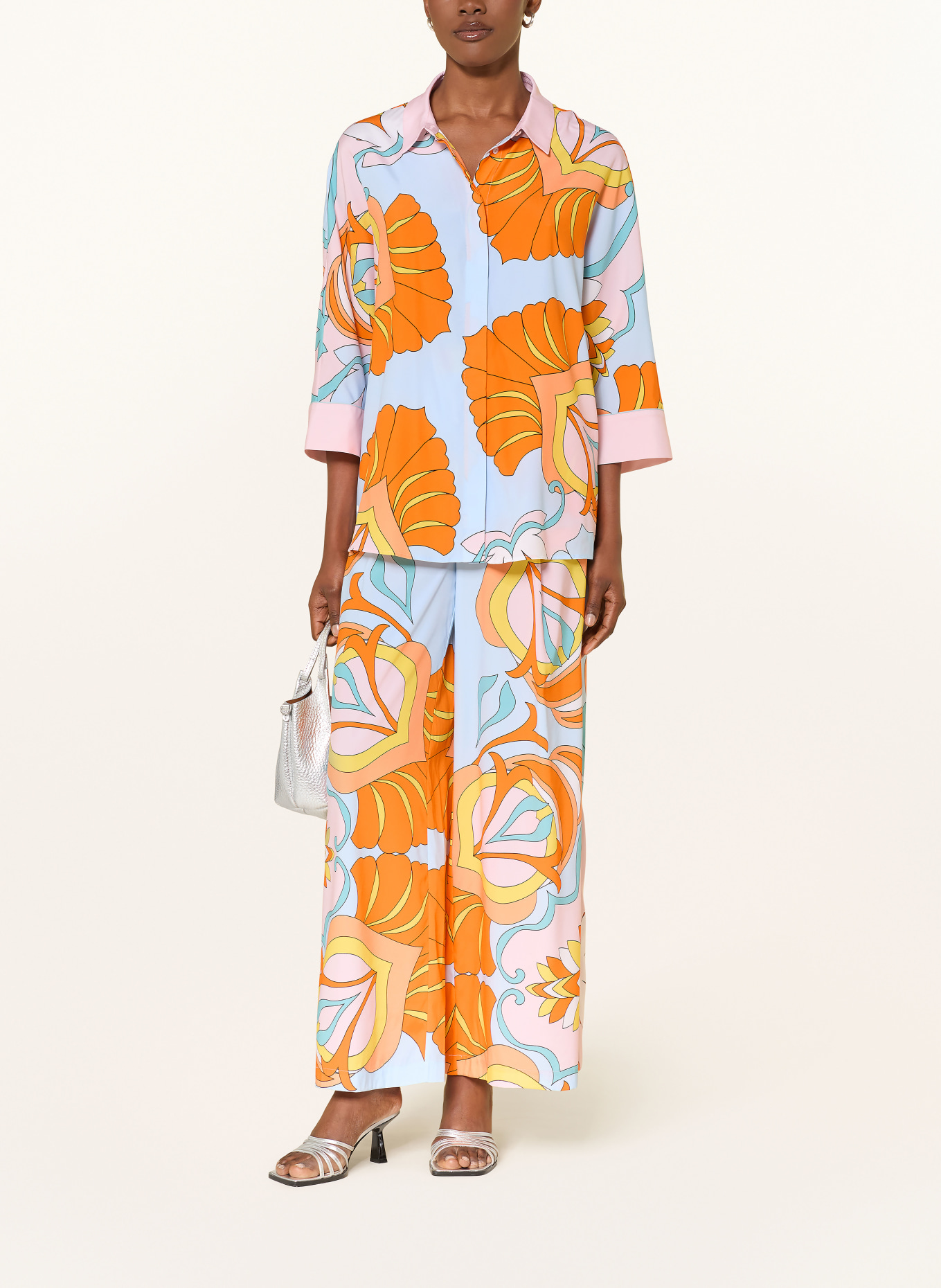 HERZENS Hemdbluse aus Seide mit 3/4-Arm: HELLBLAU / ORANGE / GELB